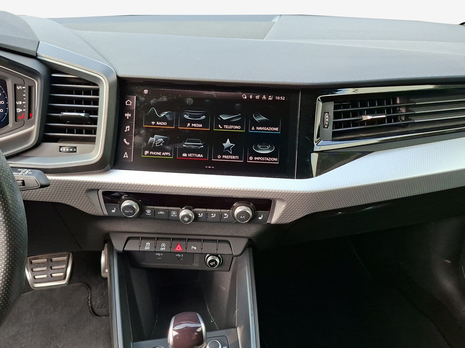 AUDI A1 Sportback 30 TFSI S Line Attraction S-tronic-image-10
