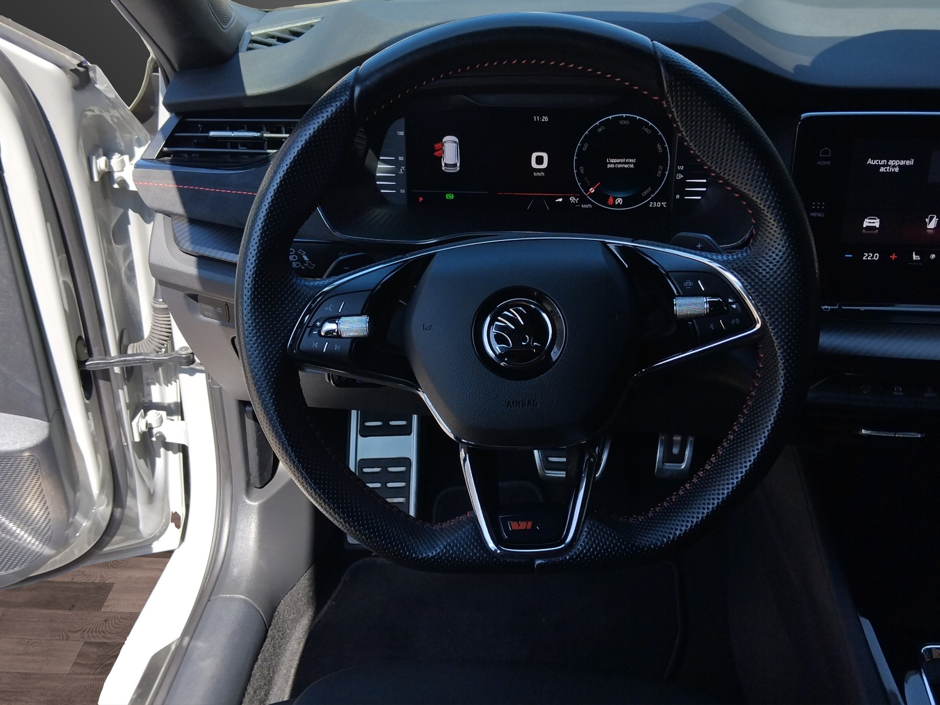SKODA Octavia Combi 2.0 TSI DSG RS-image-9