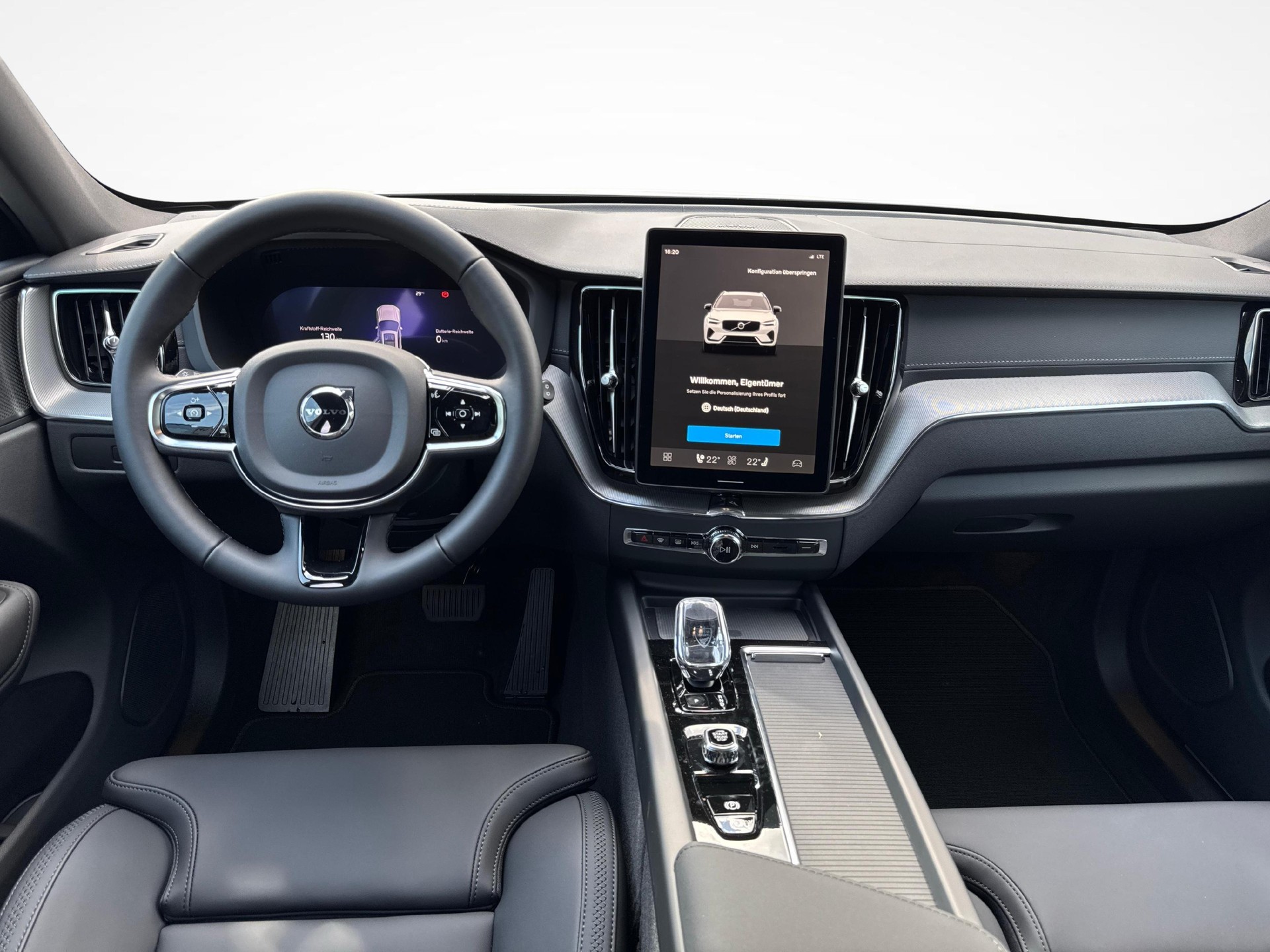 VOLVO XC60 2.0 T8 TE Ultra Dark eAWD-image-8