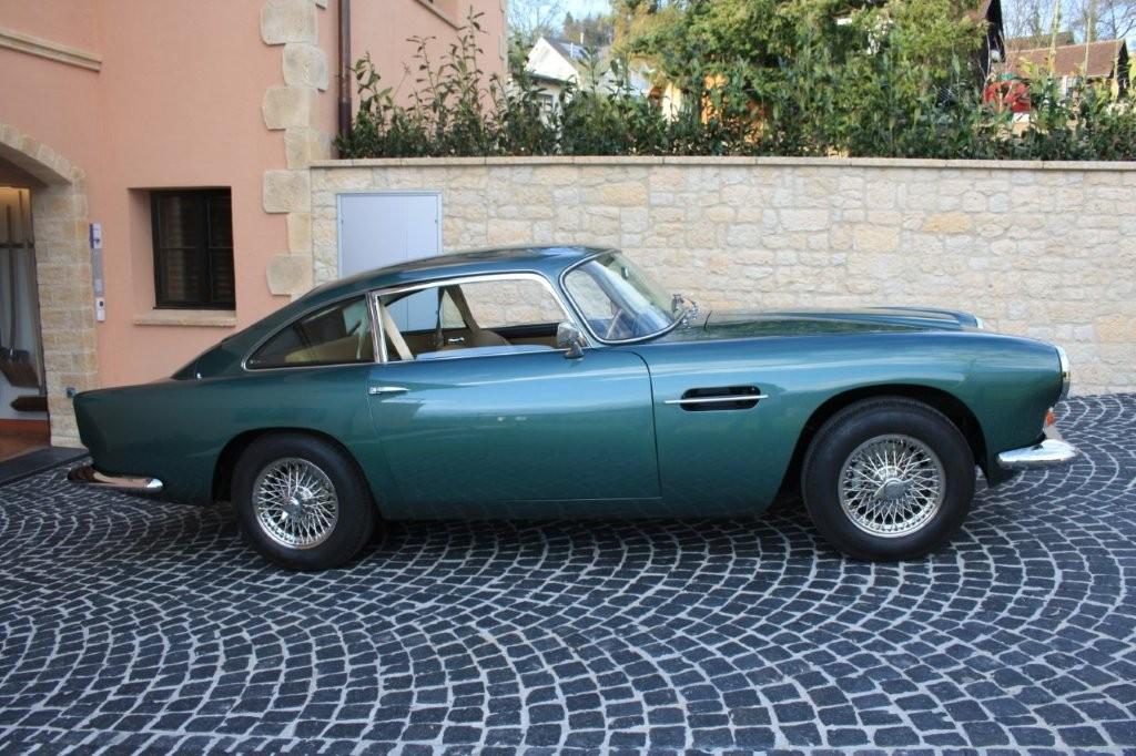ASTON MARTIN Series V-image-6