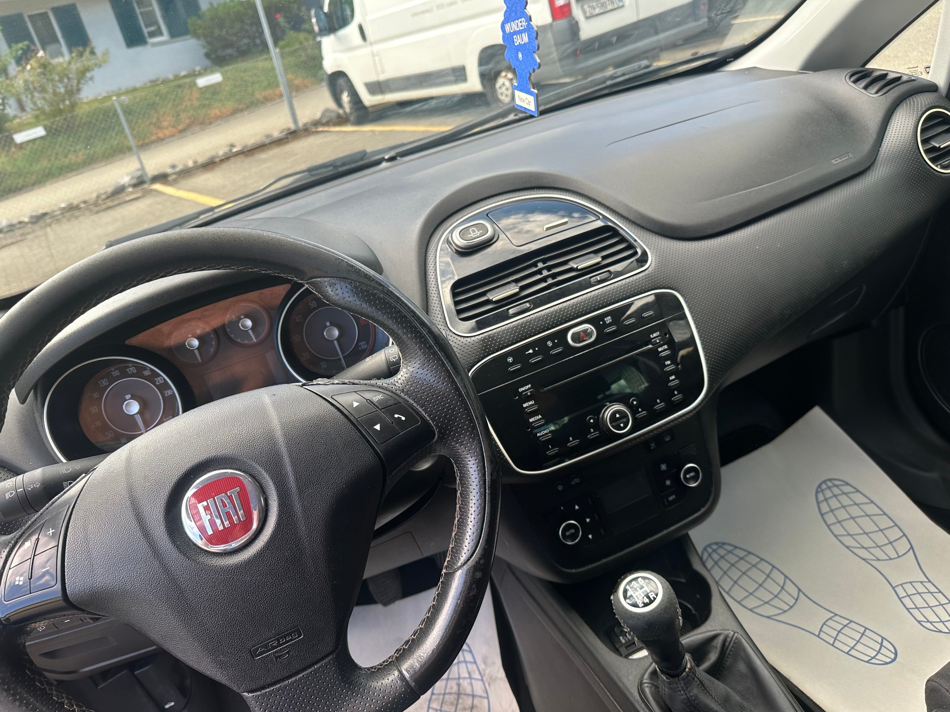 FIAT Punto Evo 1.4 16V Turbo Sport-image-11