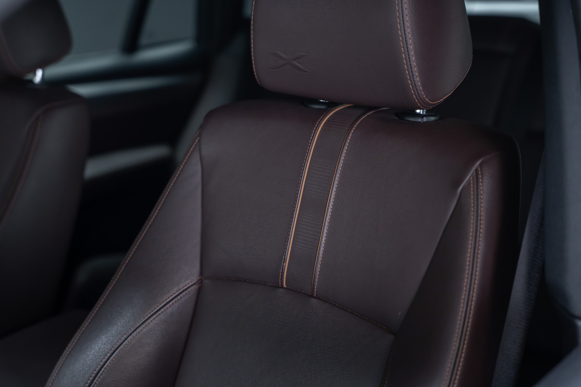 BMW X4 M40i / CH-Fahrzeug / Harman/Kardon / Rückfahrkamera-image-10
