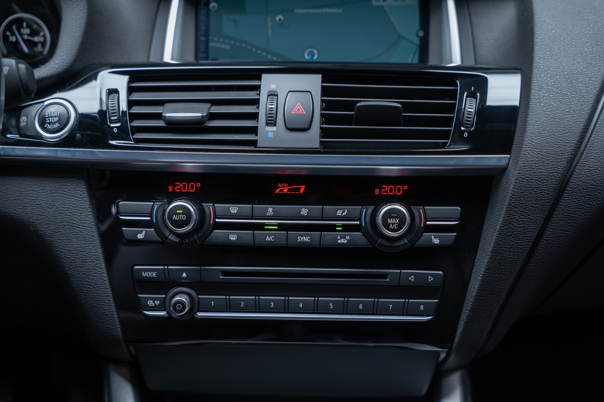 BMW X4 M40i / CH-Fahrzeug / Harman/Kardon / Rückfahrkamera-image-32