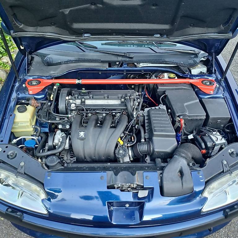 PEUGEOT 306 Cabrio 2.0 16V Swiss-image-3