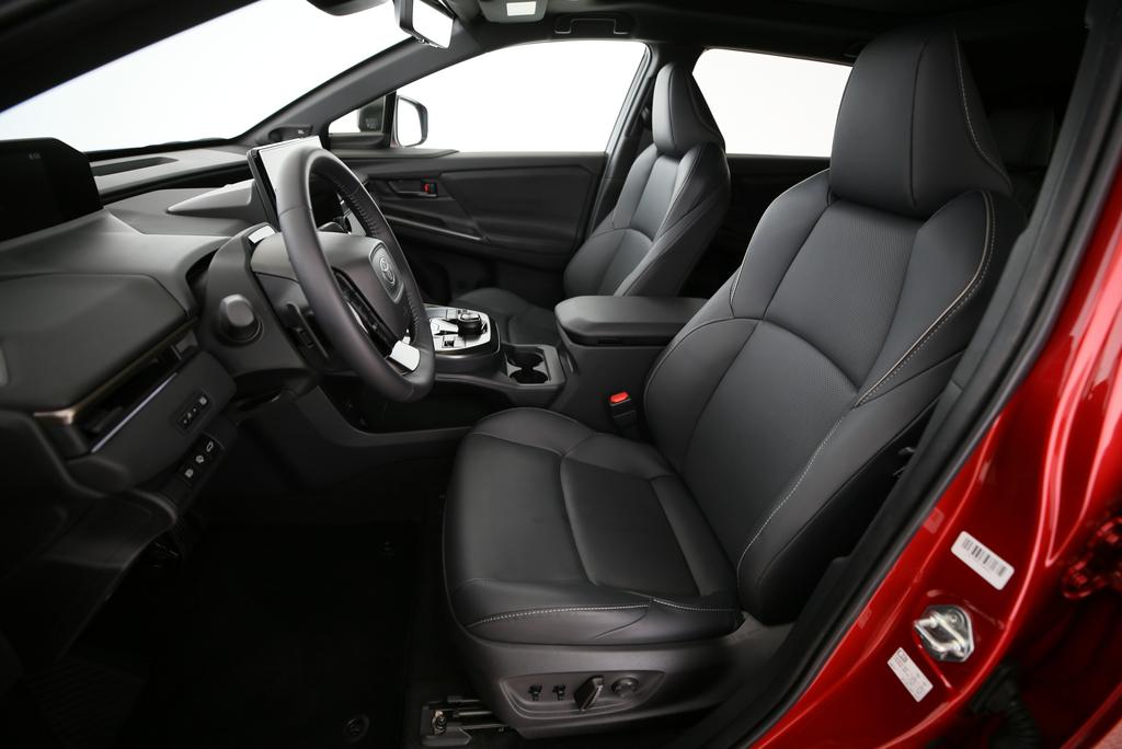 TOYOTA bZ4X Premium AWD-image-3