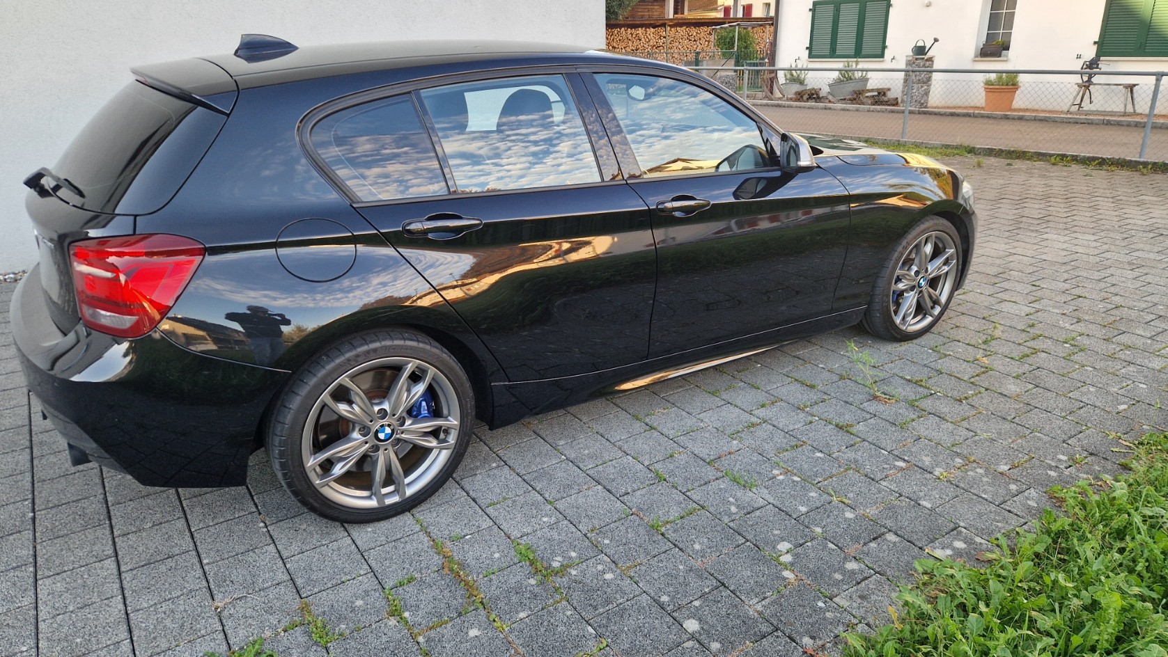 BMW M135i xDrive-image-2