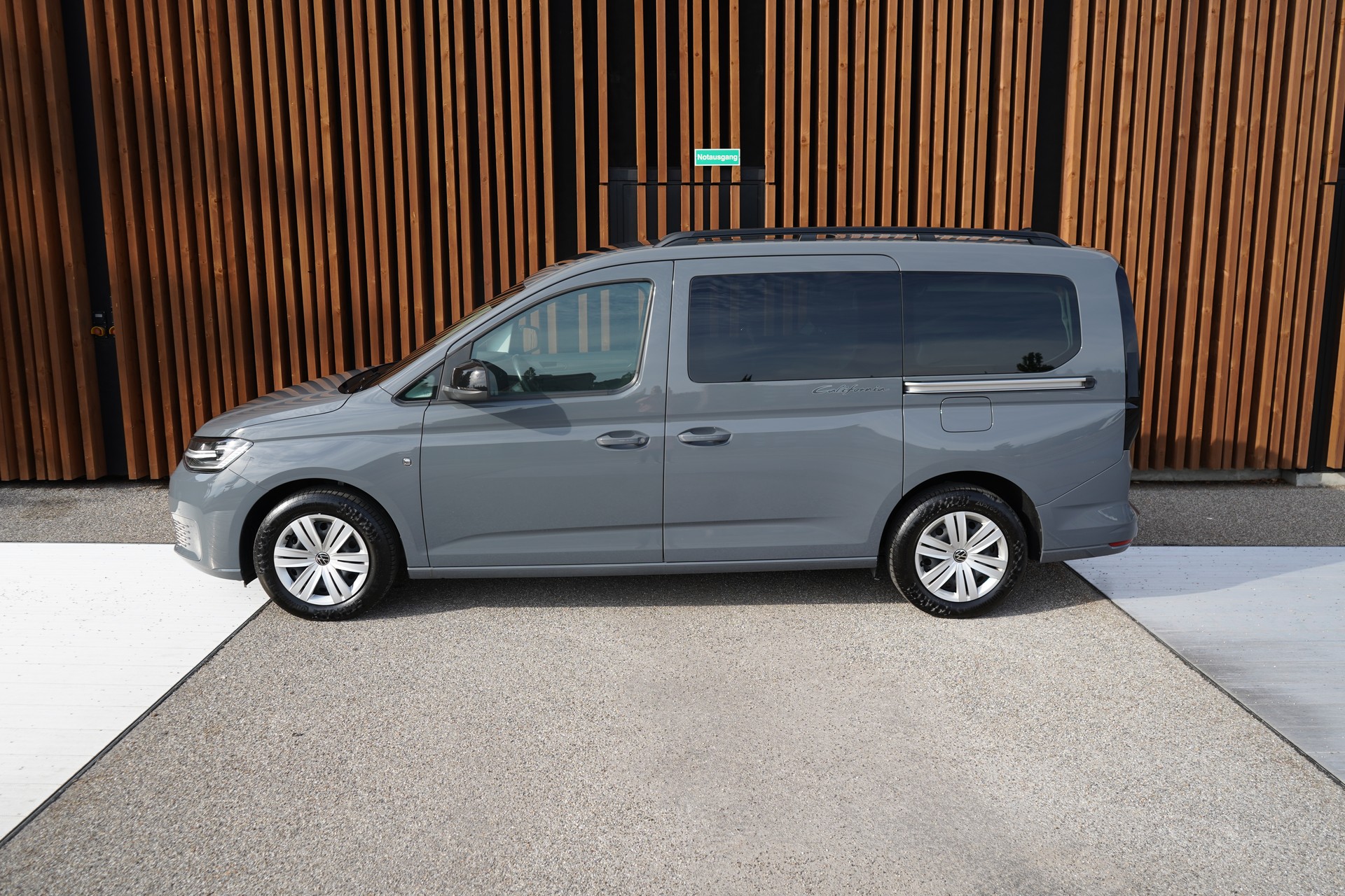 VW CADDY MAXI 2.0 TDI CALIFORNIA SPIRIT DSG l 122 PS-image-3