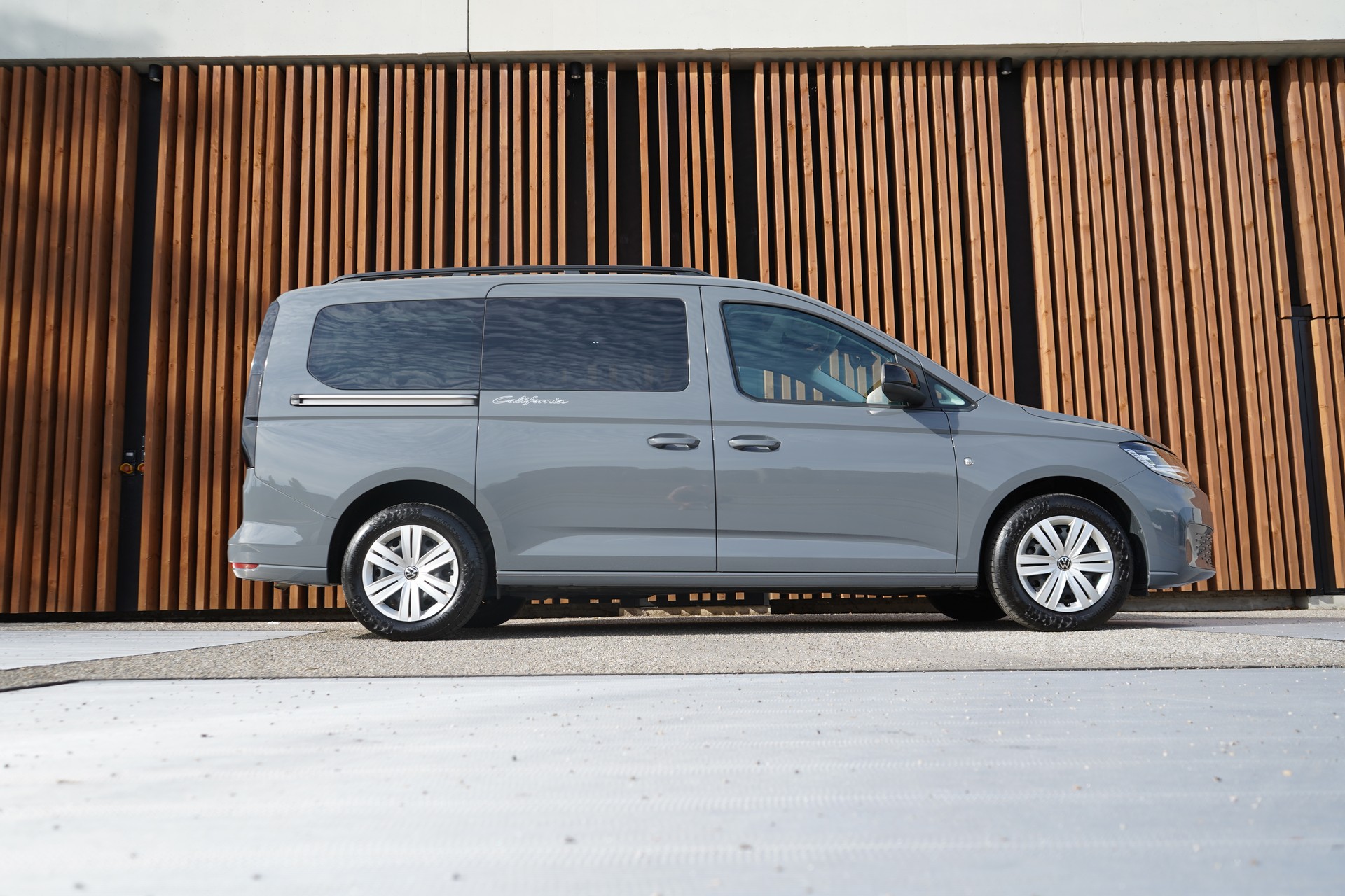 VW CADDY MAXI 2.0 TDI CALIFORNIA SPIRIT DSG l 122 PS-image-0