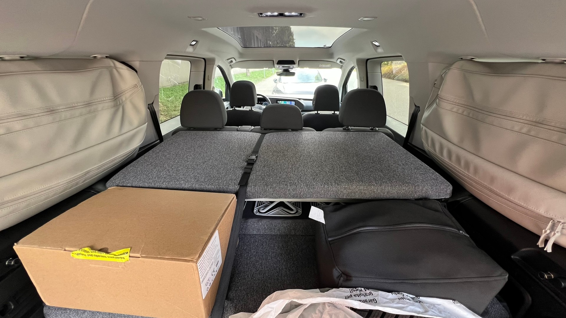 VW CADDY MAXI 2.0 TDI CALIFORNIA SPIRIT DSG l 122 PS-image-28