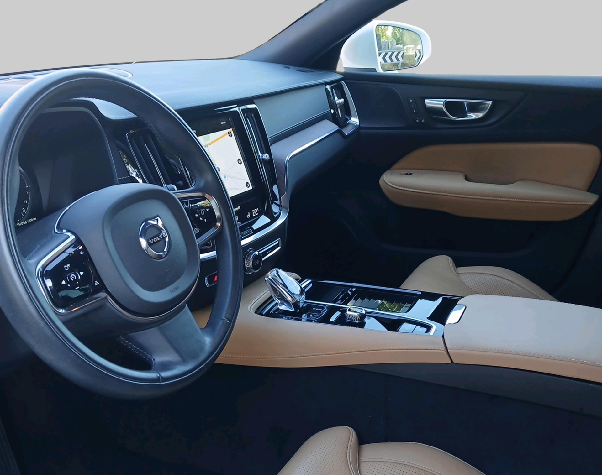 VOLVO S60 T8 e AWD Inscription-image-16