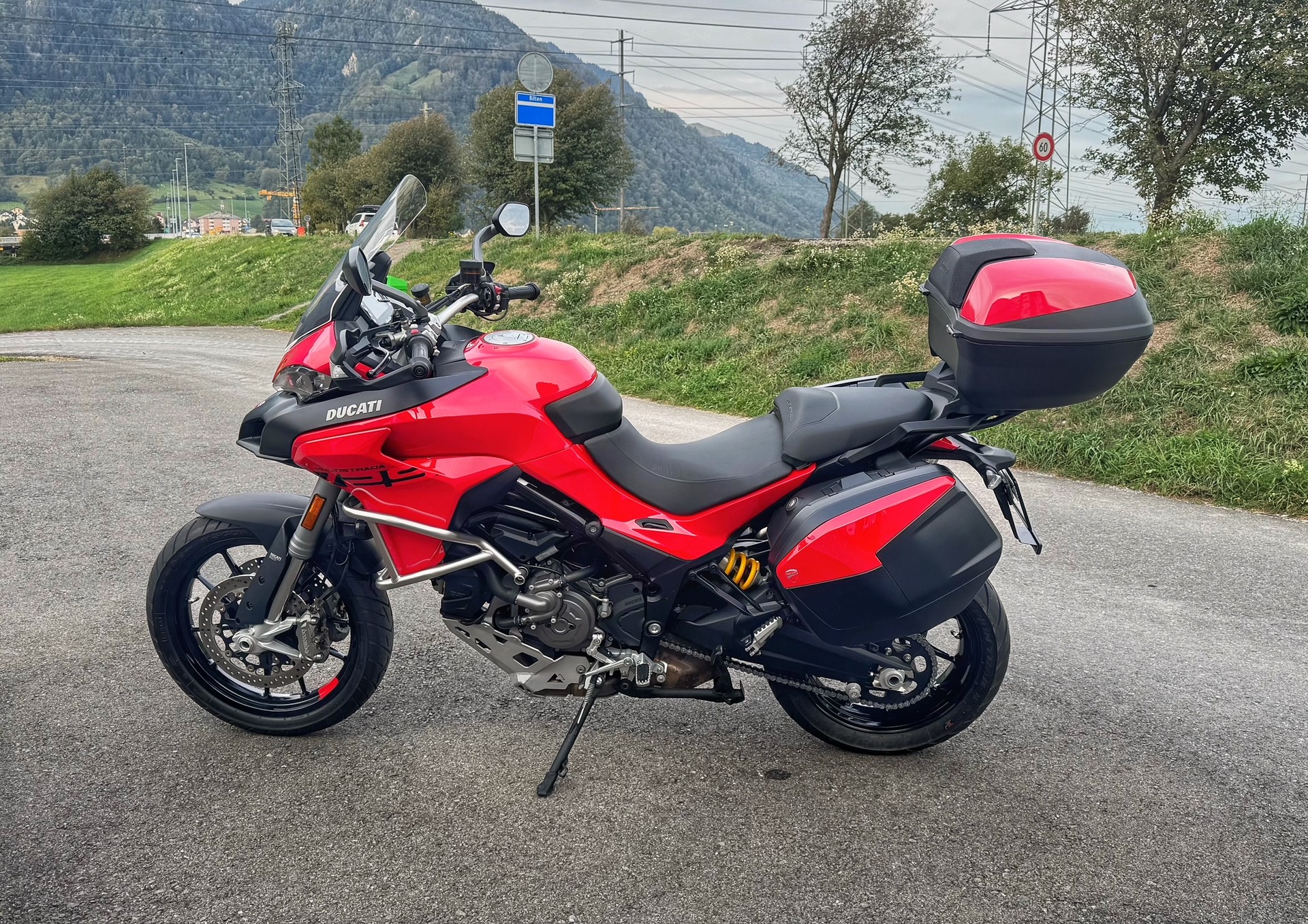 DUCATI Multistrada V2 S Touring-image-1