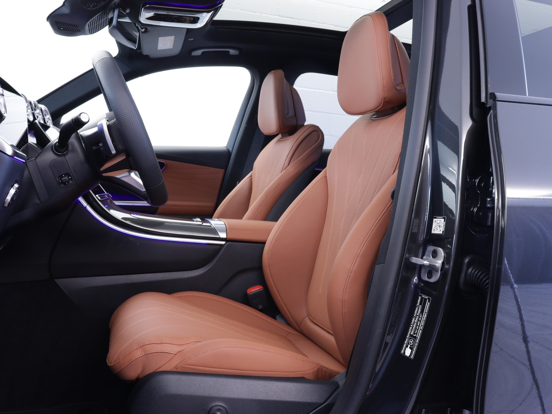 MERCEDES-BENZ GLC-Klasse X254 GLC 400 e EQ Star AMG Line 4matic-image-6