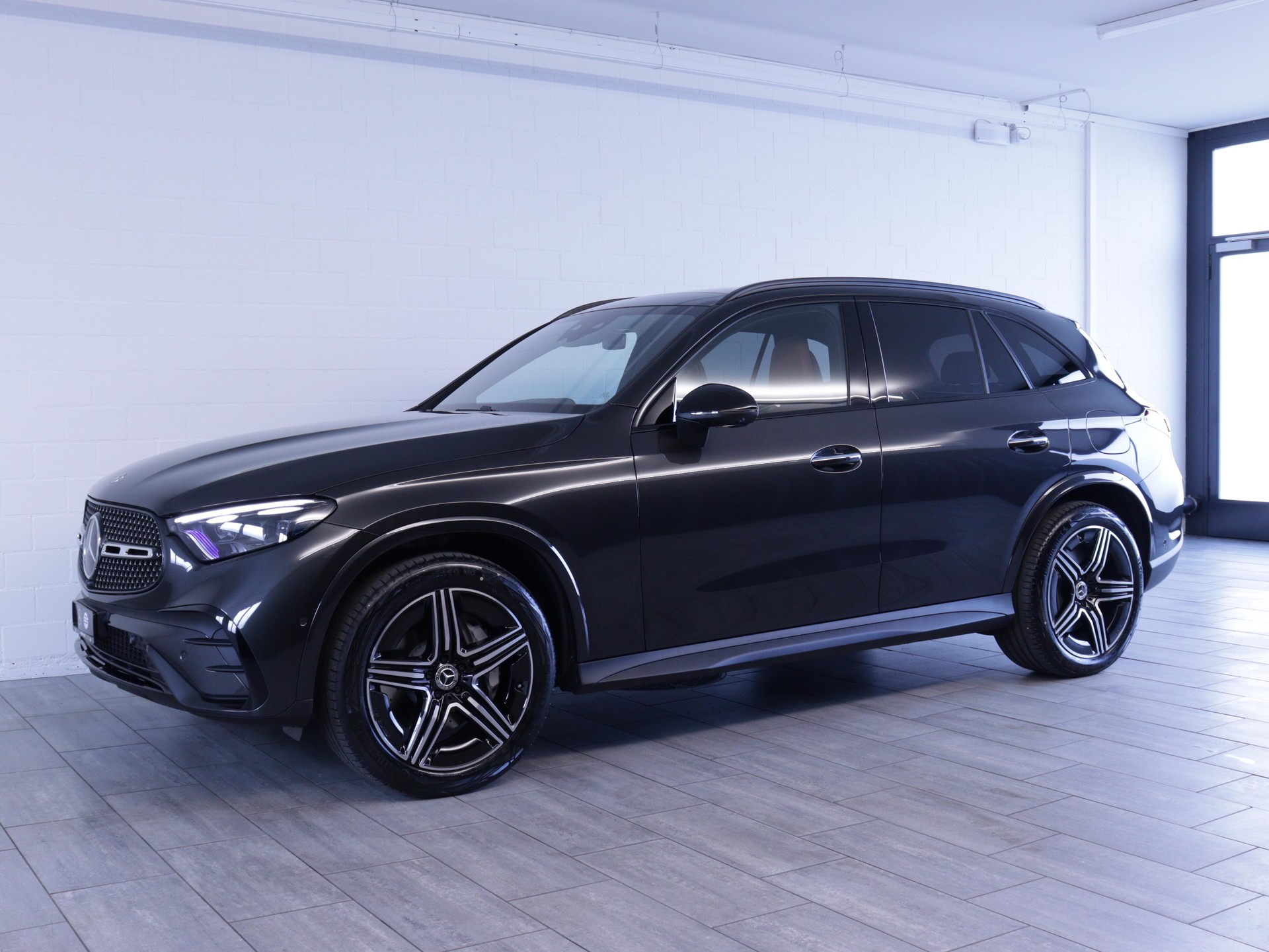 MERCEDES-BENZ GLC-Klasse GLC 400 e EQ Star AMG Line 4matic-image-1