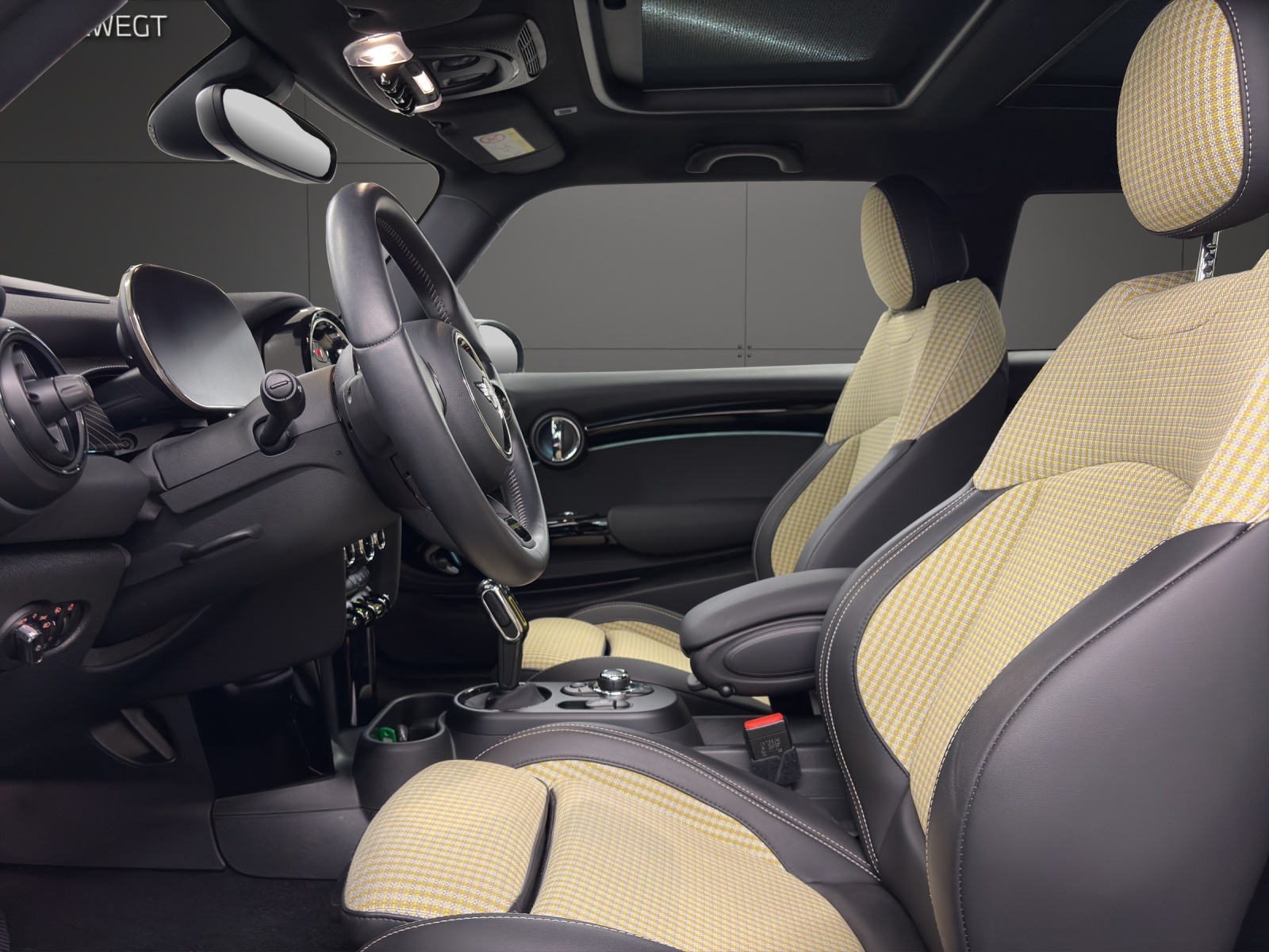 MINI Cooper SE-image-6