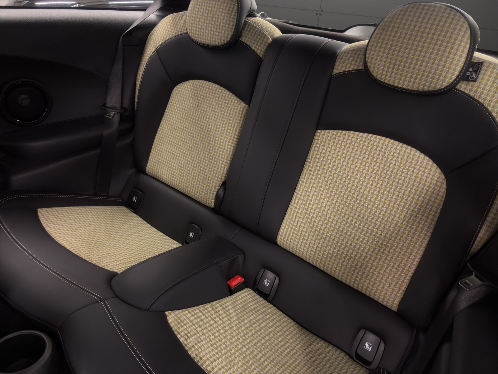 MINI Cooper SE-image-16