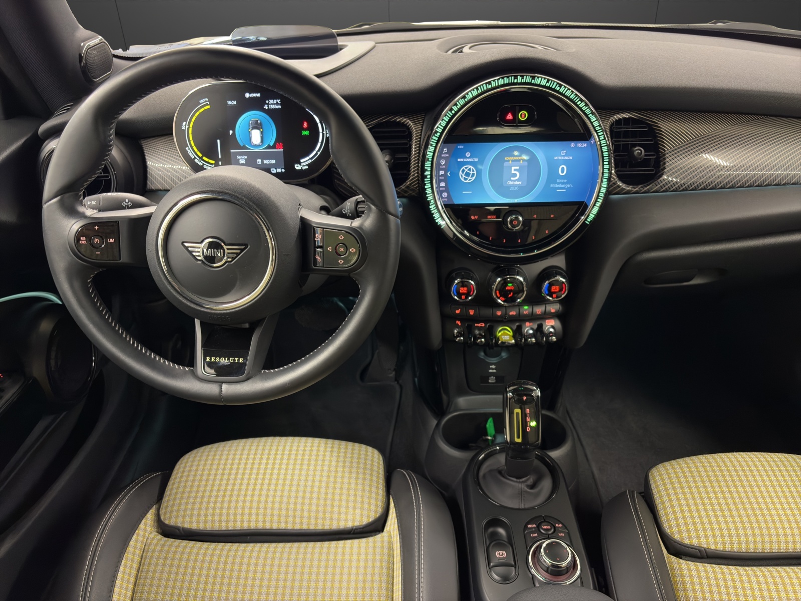 MINI Cooper SE-image-7