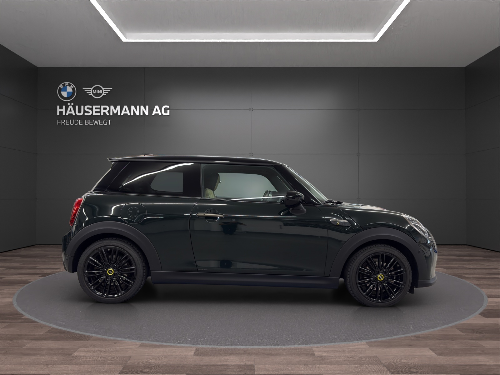 MINI Cooper SE-image-3