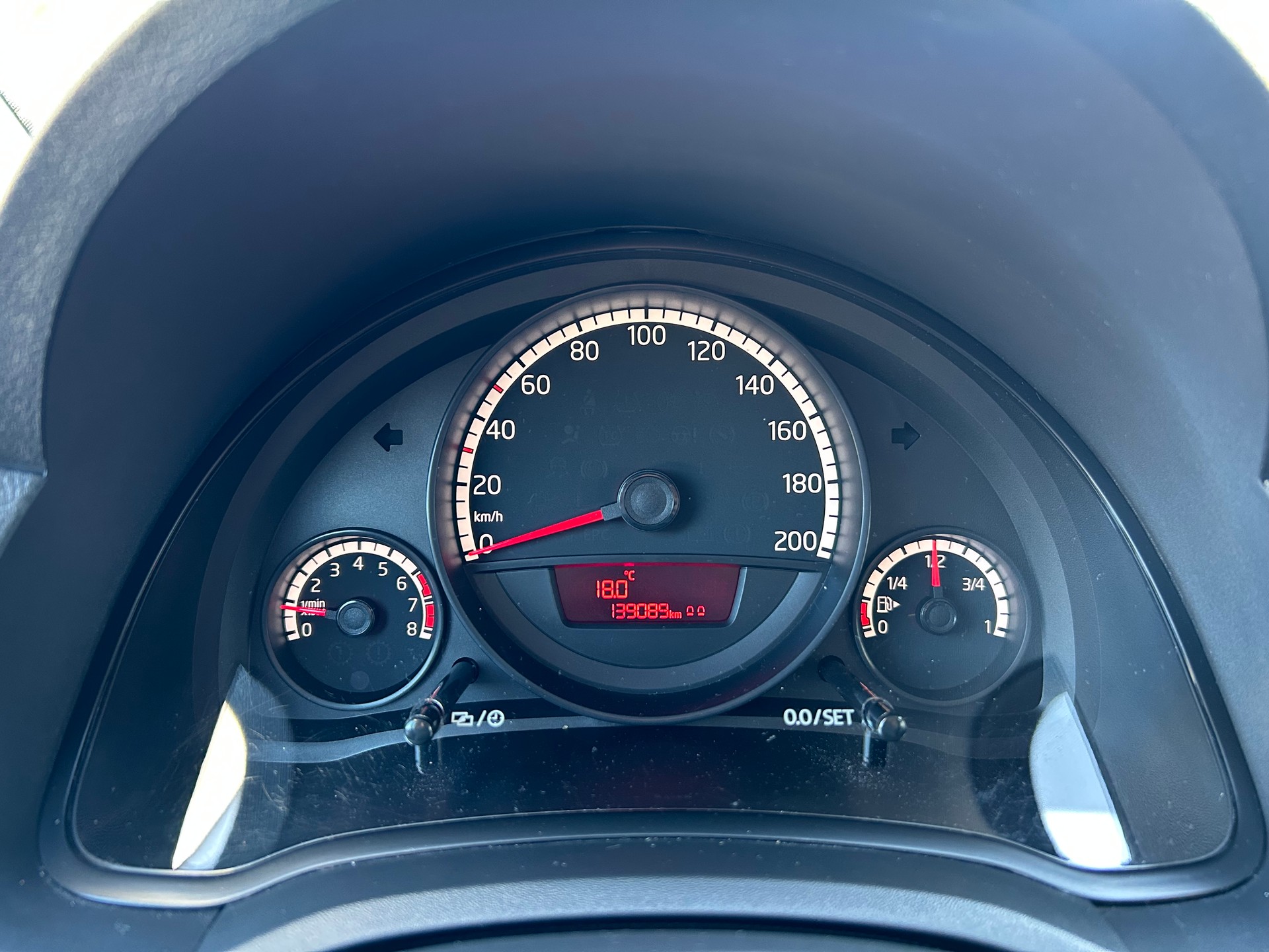 VW Up 1.0 move up-image-7