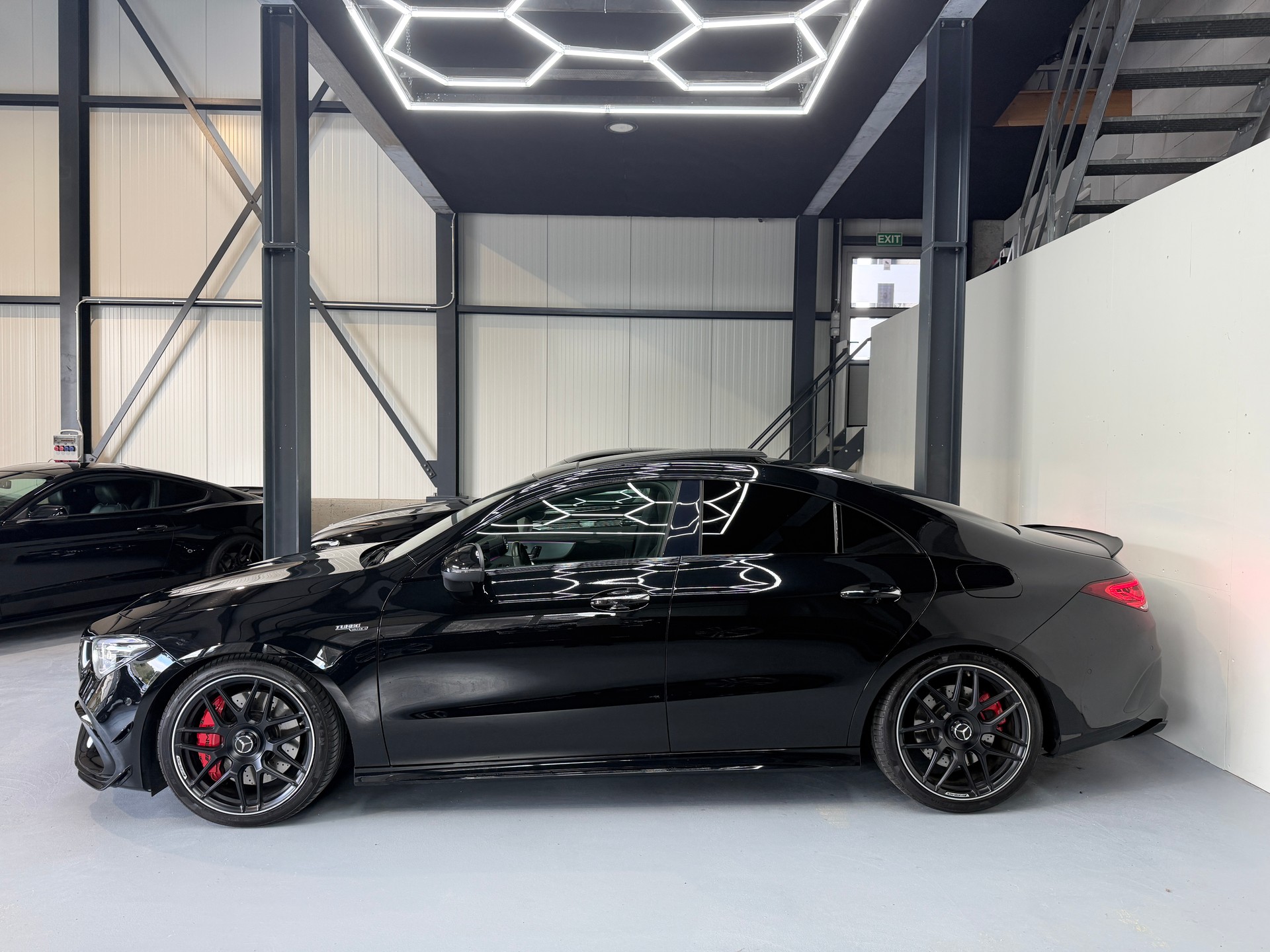 MERCEDES-BENZ CLA 45 S AMG 4Matic+ 8G-DCT-image-3