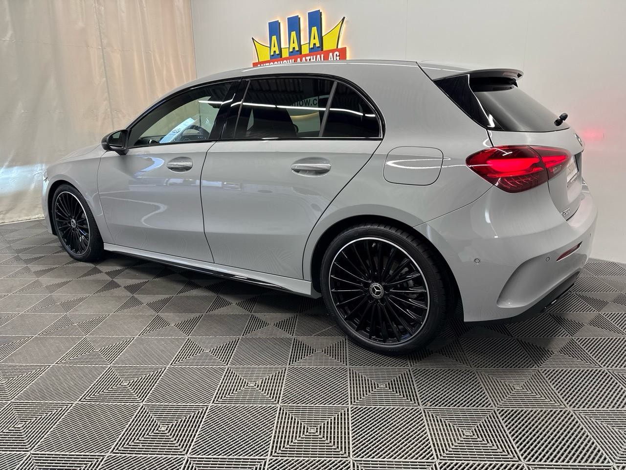 MERCEDES-BENZ A 200 DCT AMG Special Edition-image-1