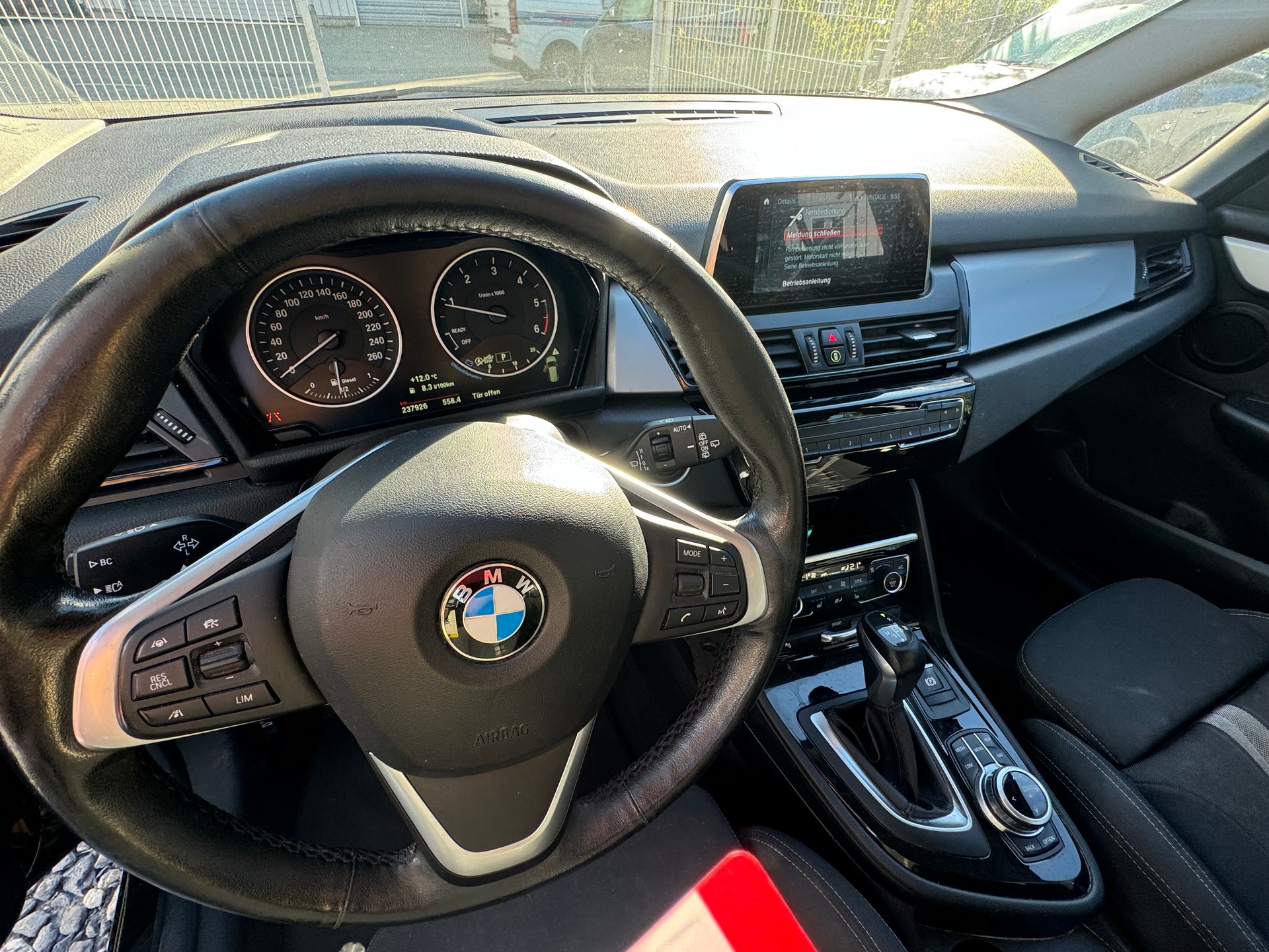 BMW 218d xDrive Gran Tourer M Sport Steptronic-image-3