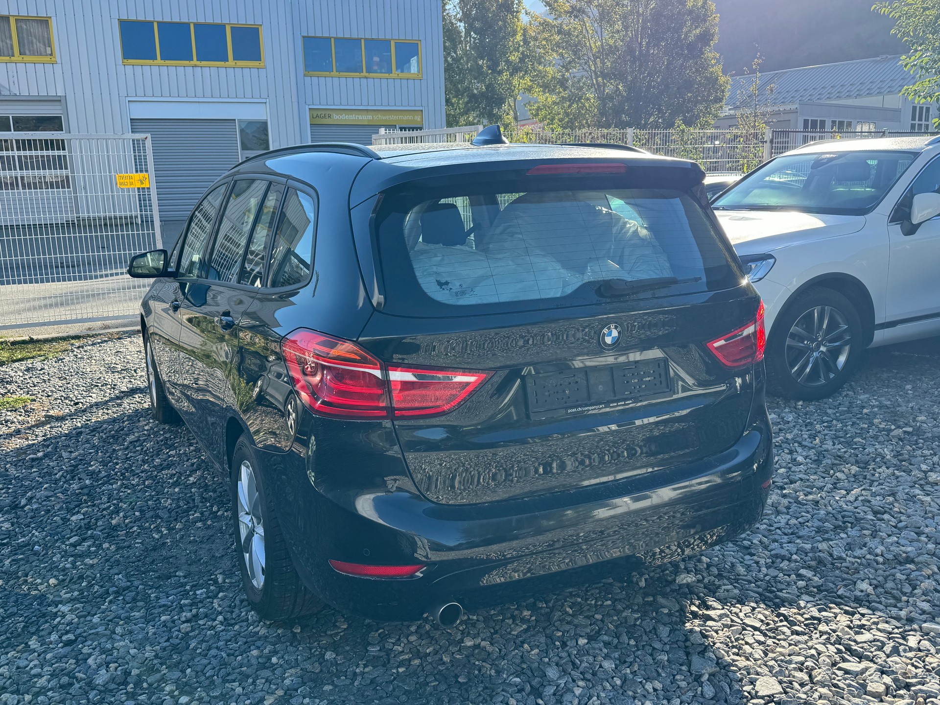 BMW 218d xDrive Gran Tourer M Sport Steptronic-image-12