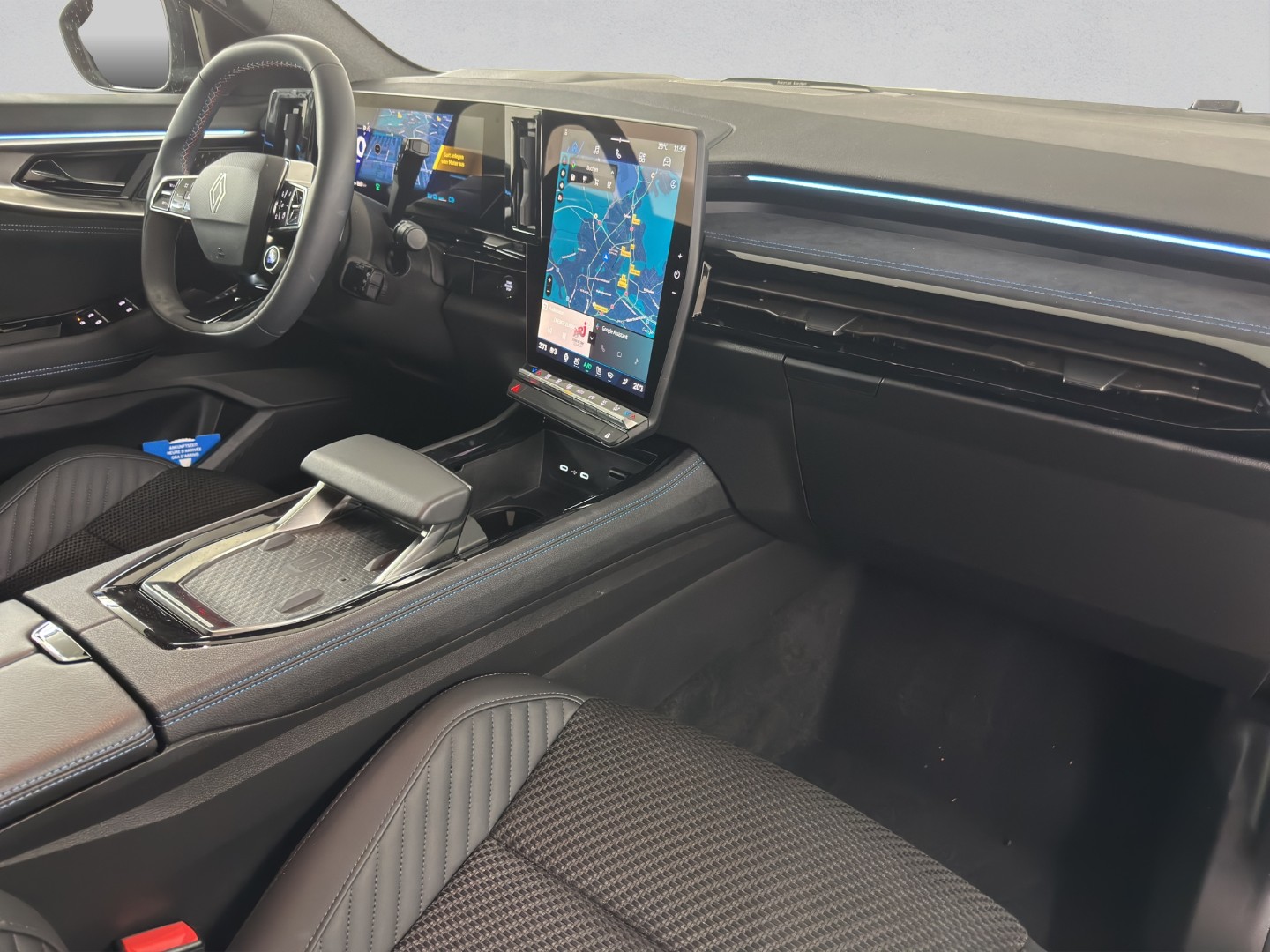 RENAULT Austral 1.2 HEV 200 esprit Alpine A-image-22