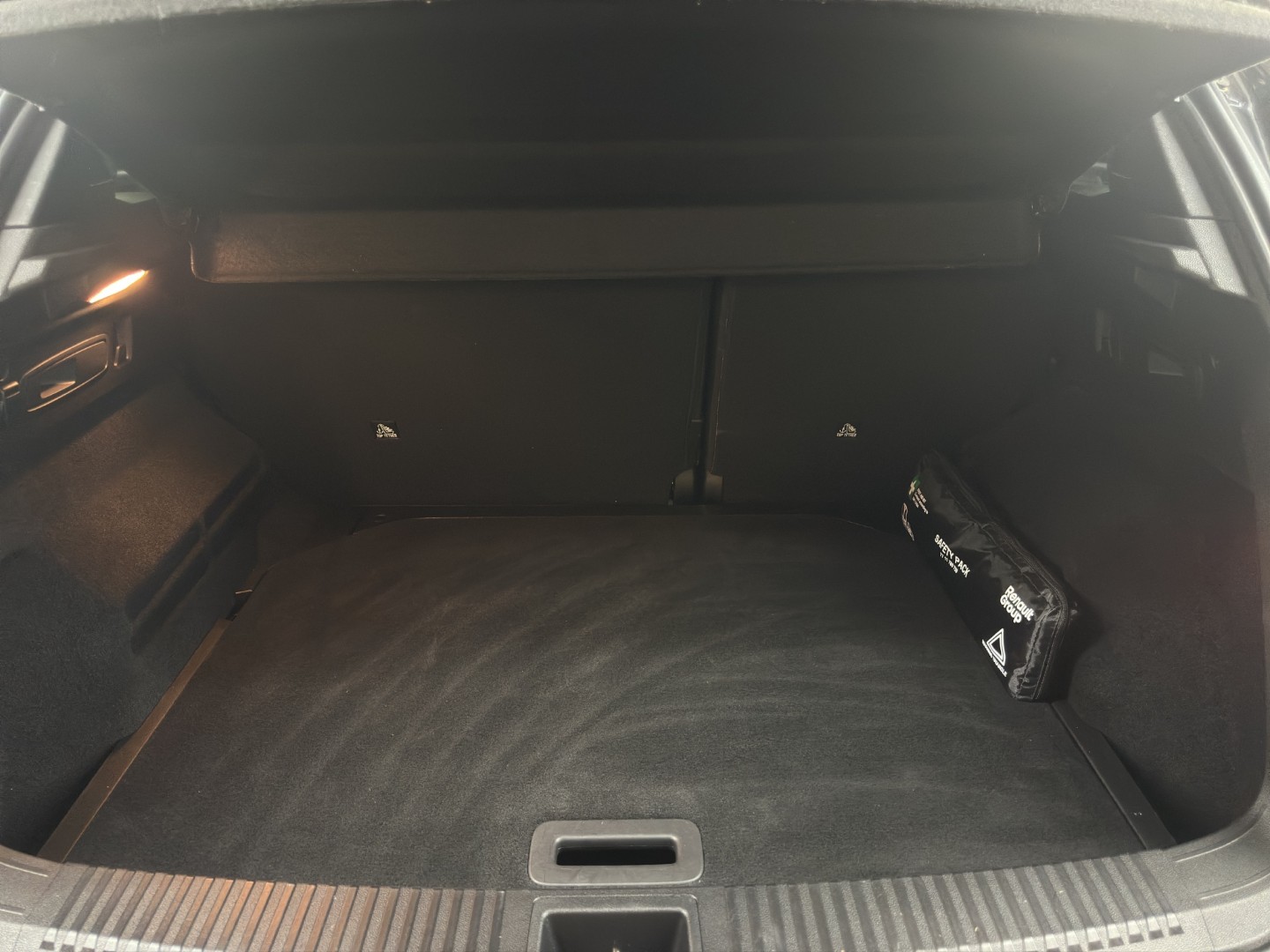 RENAULT Austral 1.2 HEV 200 esprit Alpine A-image-27