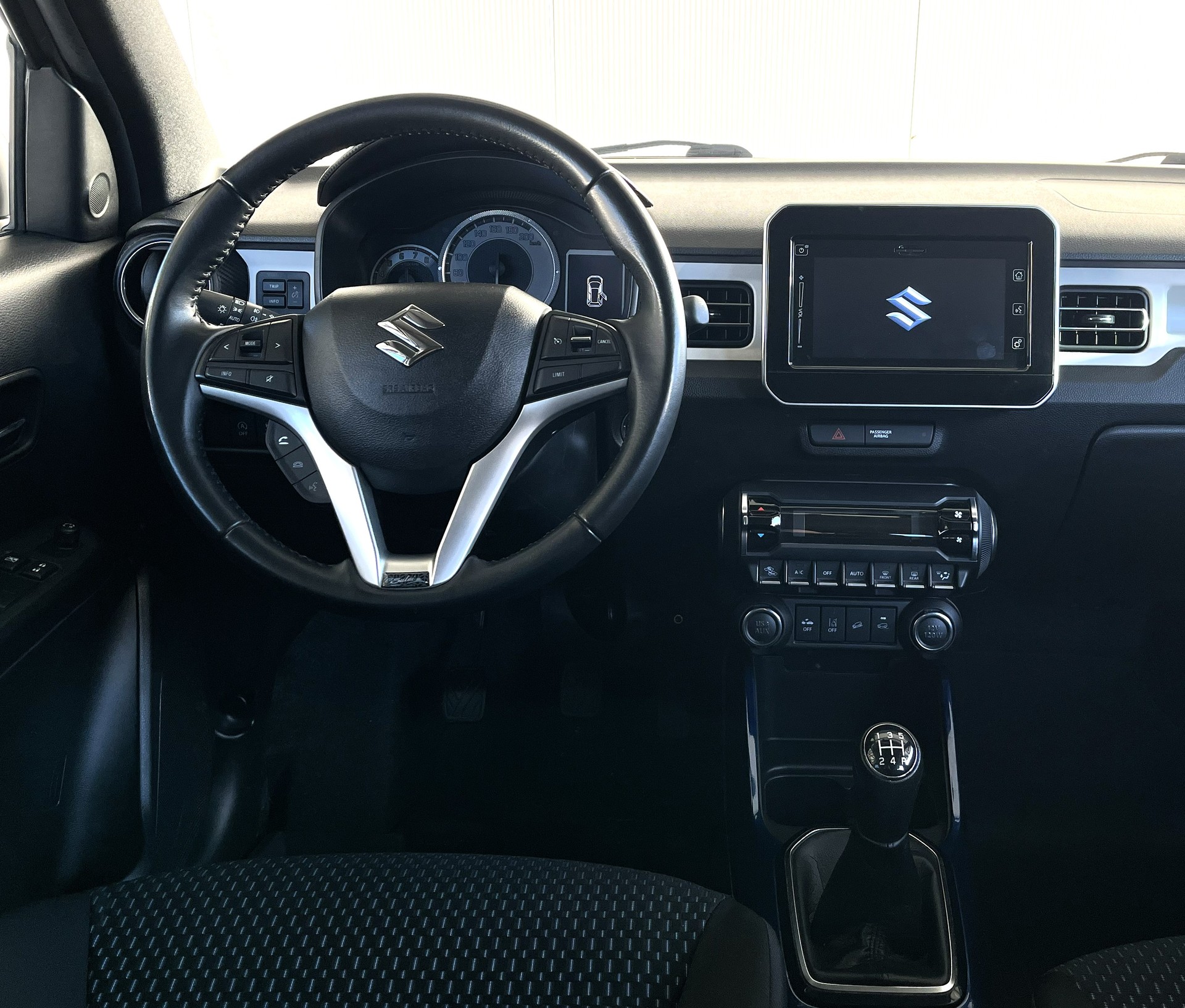 SUZUKI Ignis 1.2i Piz Sulai Top Hybrid 4x4-image-7