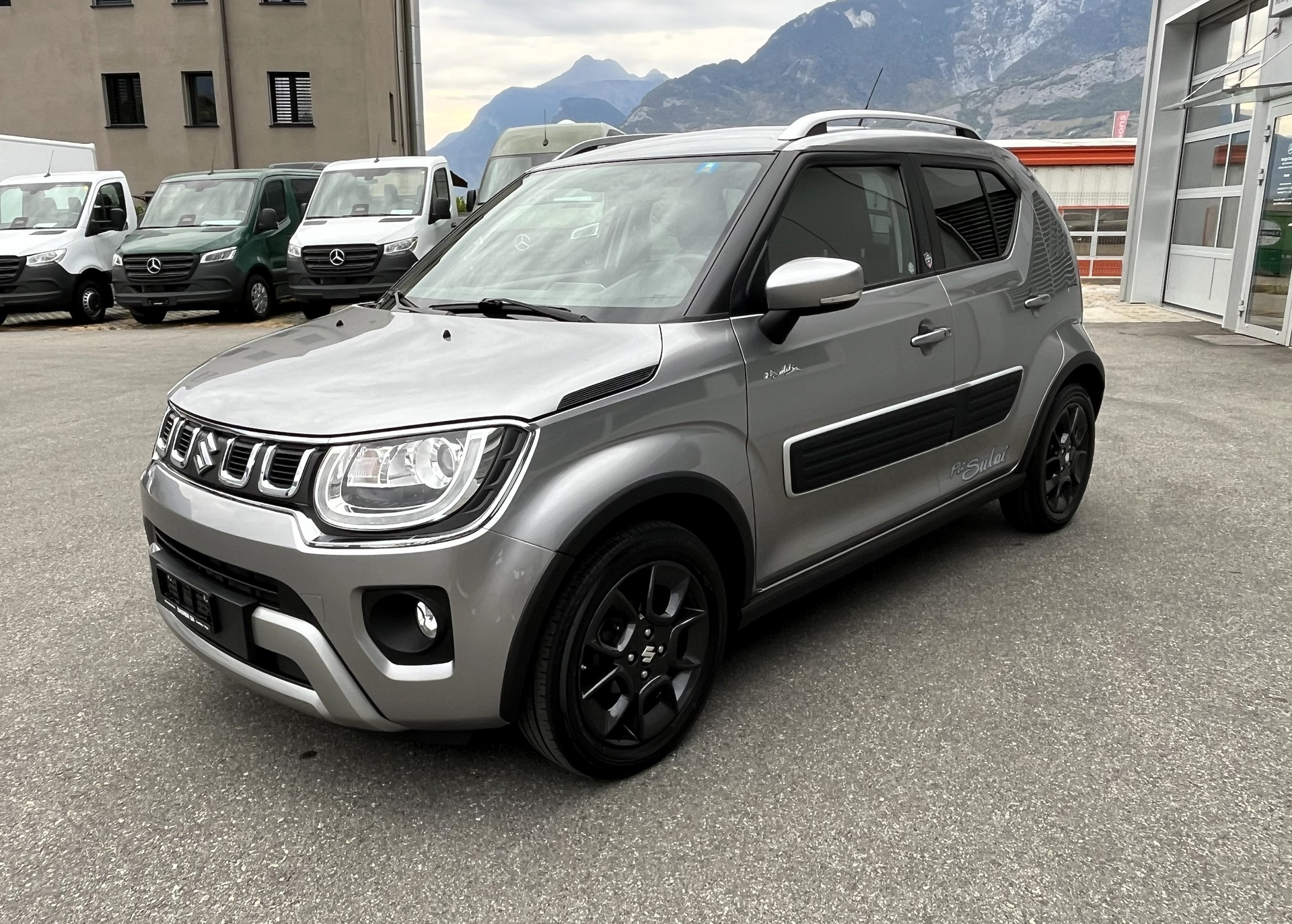 SUZUKI Ignis 1.2i Piz Sulai Top Hybrid 4x4-image-3