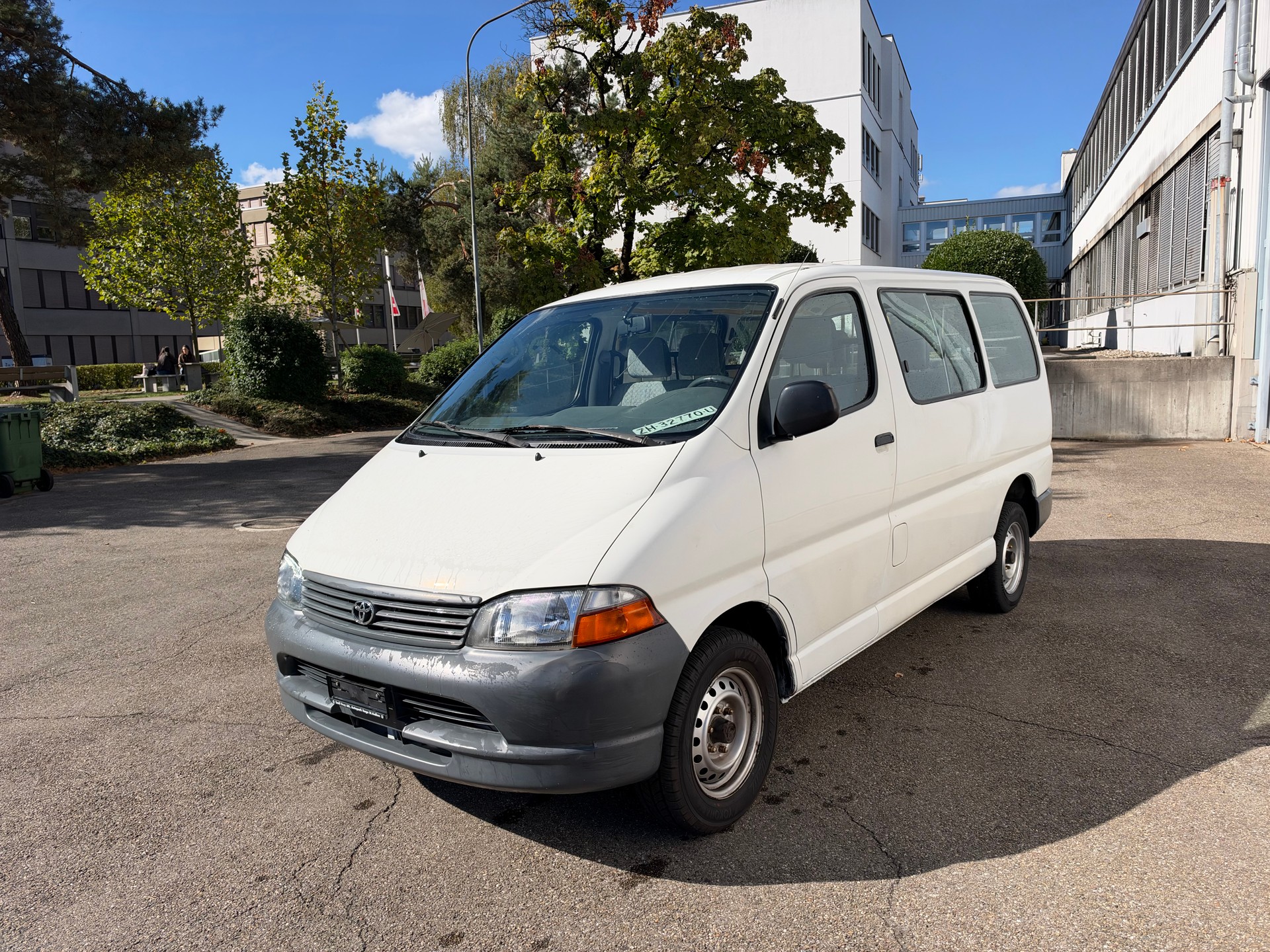 TOYOTA Hiace 2.7 Kombi-image-1