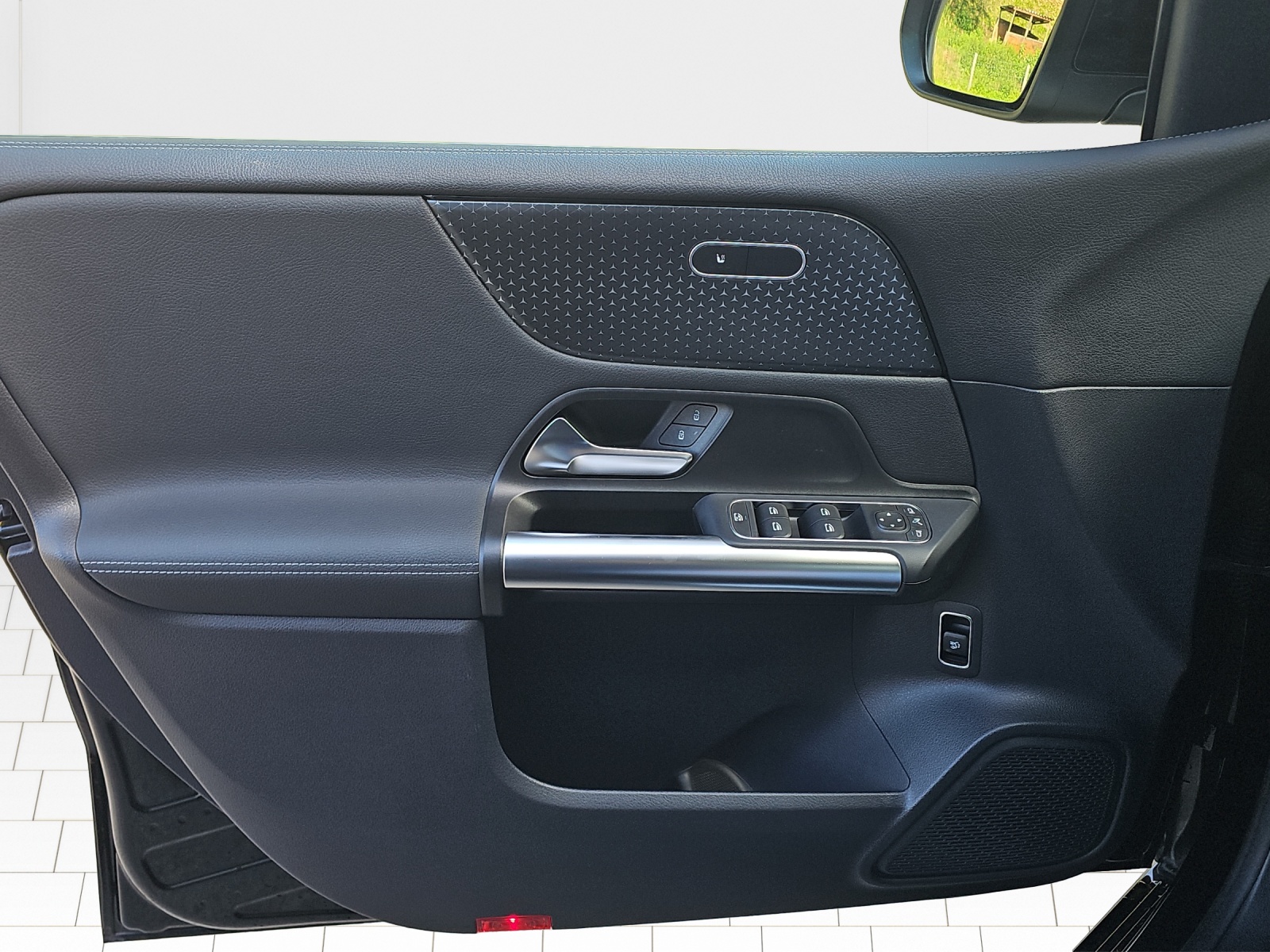 MERCEDES-BENZ B 250 4Matic 8G-DCT-image-10