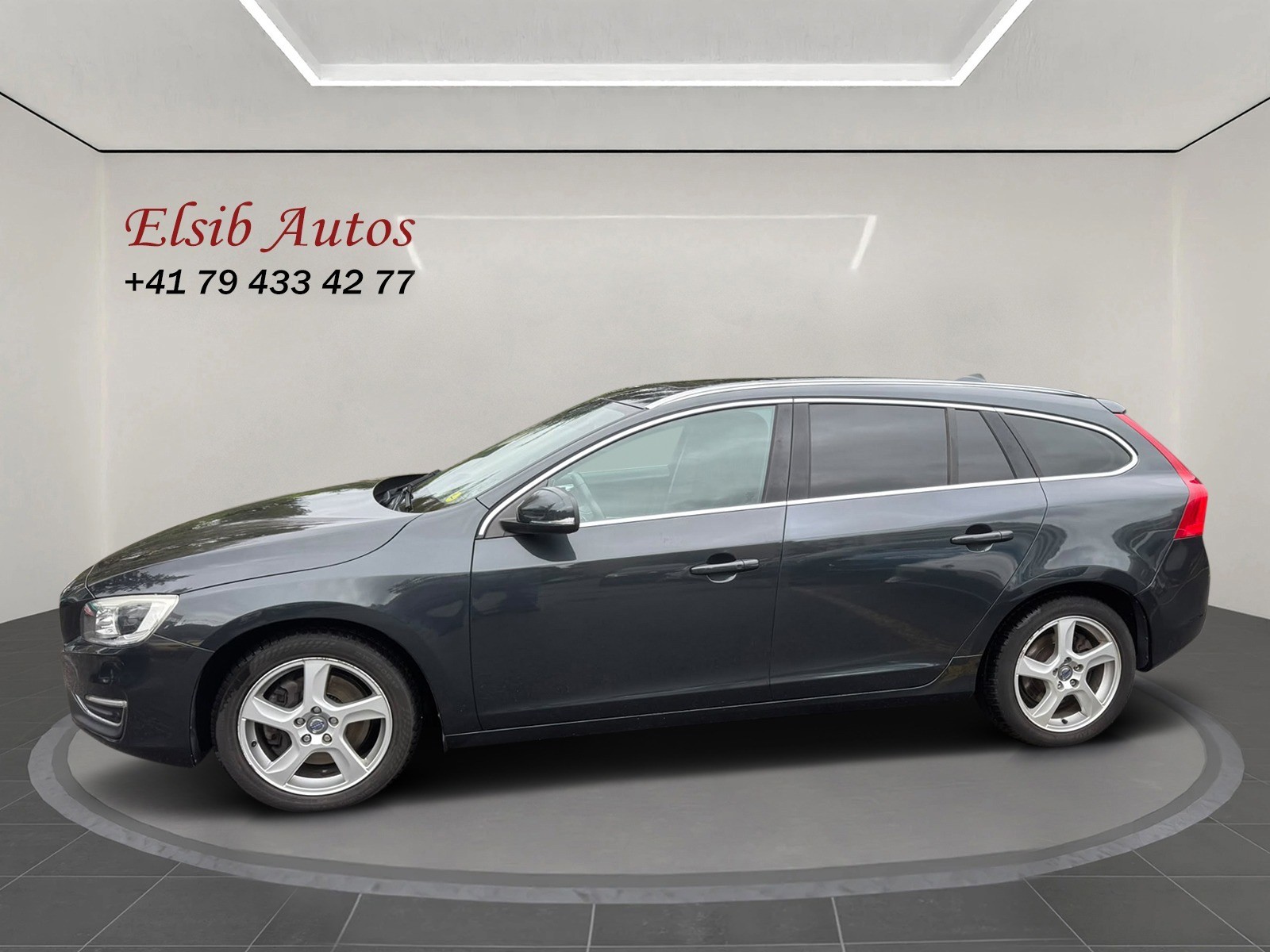VOLVO V60 D5 AWD Summum Geartronic-image-3