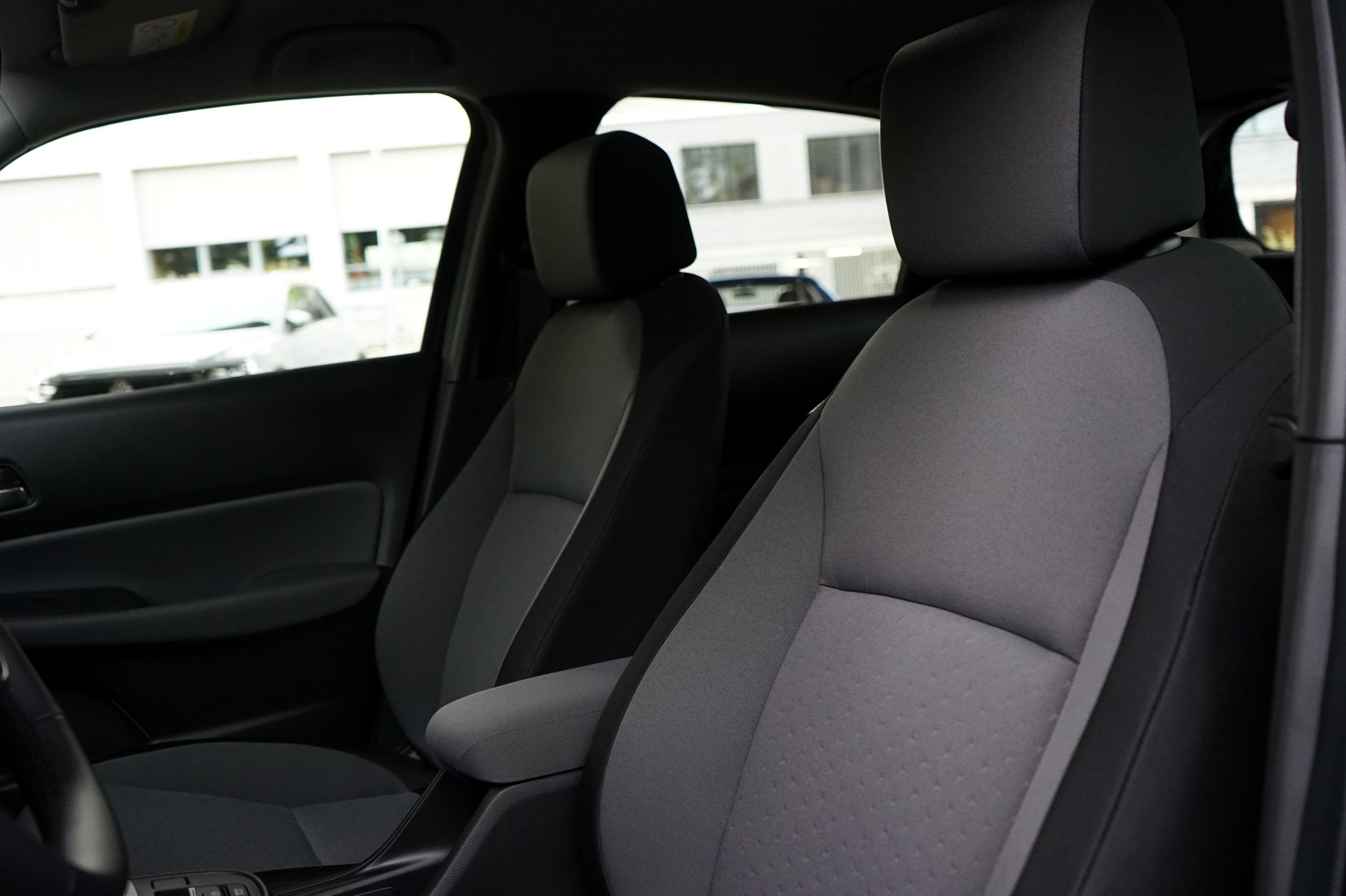 HONDA Jazz 1.5i-MMD Elegance E-CVT-image-6