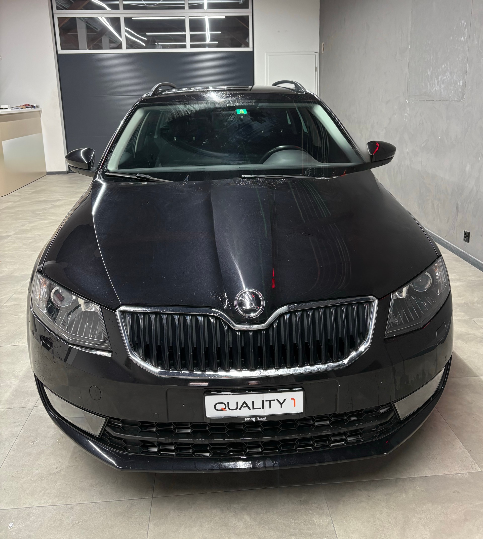 SKODA Octavia Combi 2.0 TDI Swiss Joy DSG-image-2