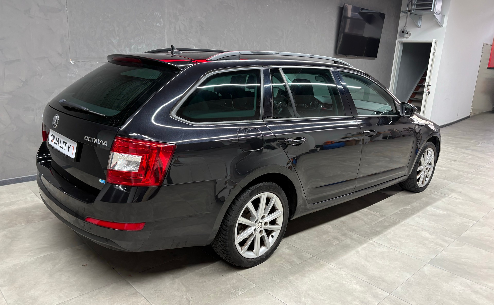 SKODA Octavia Combi 2.0 TDI Swiss Joy DSG-image-4