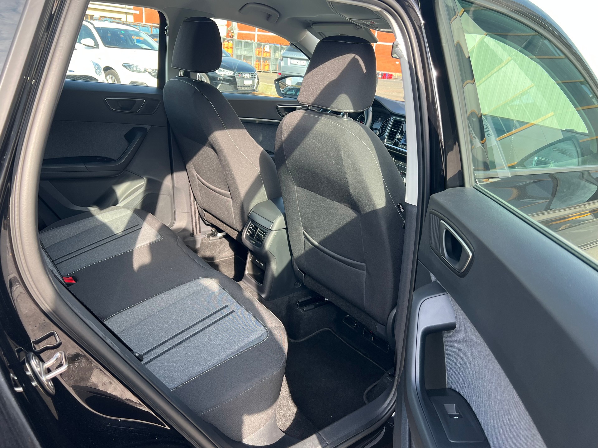 SEAT ATECA 2.0TDI CR HOLA DSG-image-15