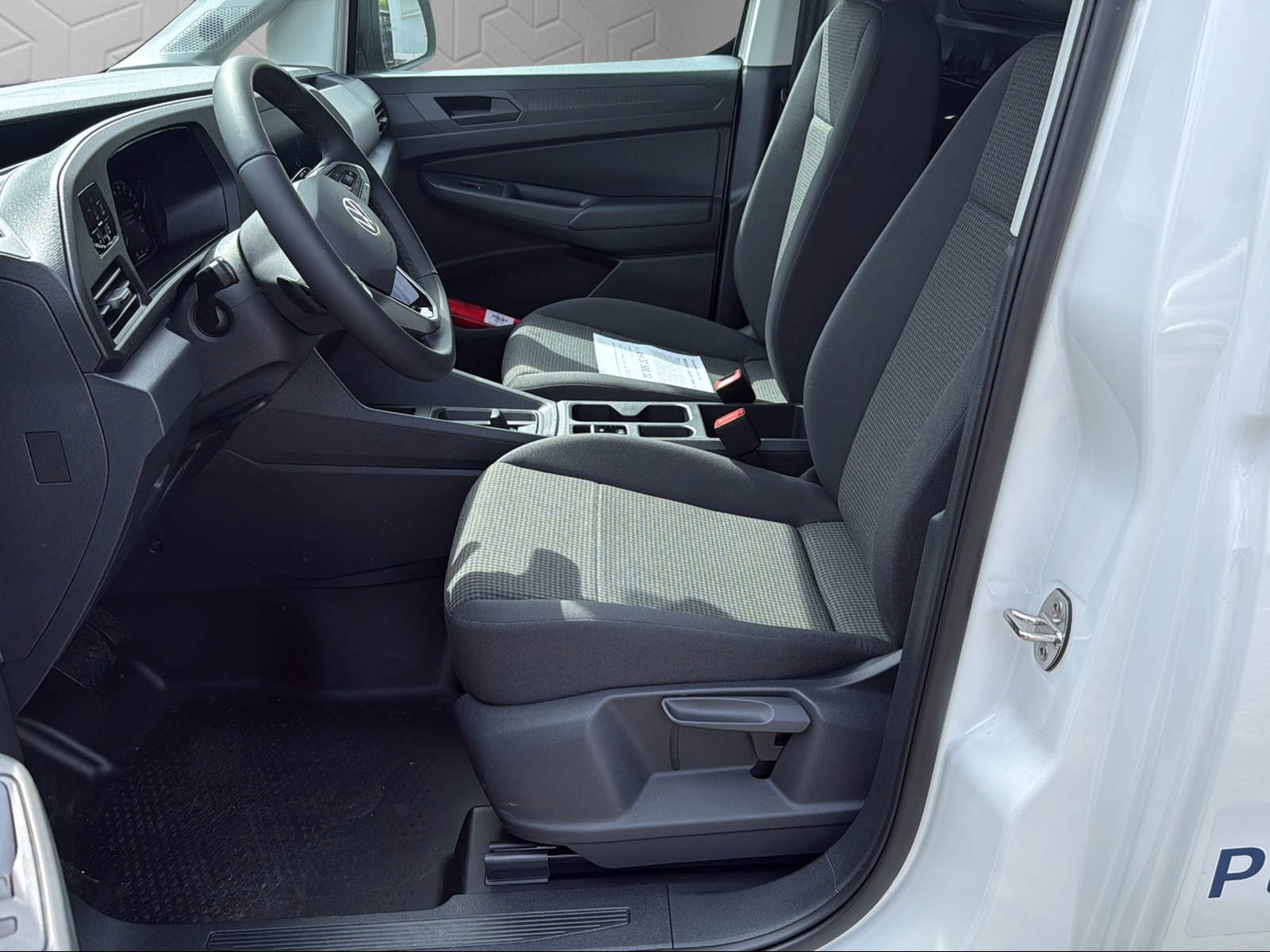 VW Caddy Cargo 1.5 TSI Entry Hybrid-image-6