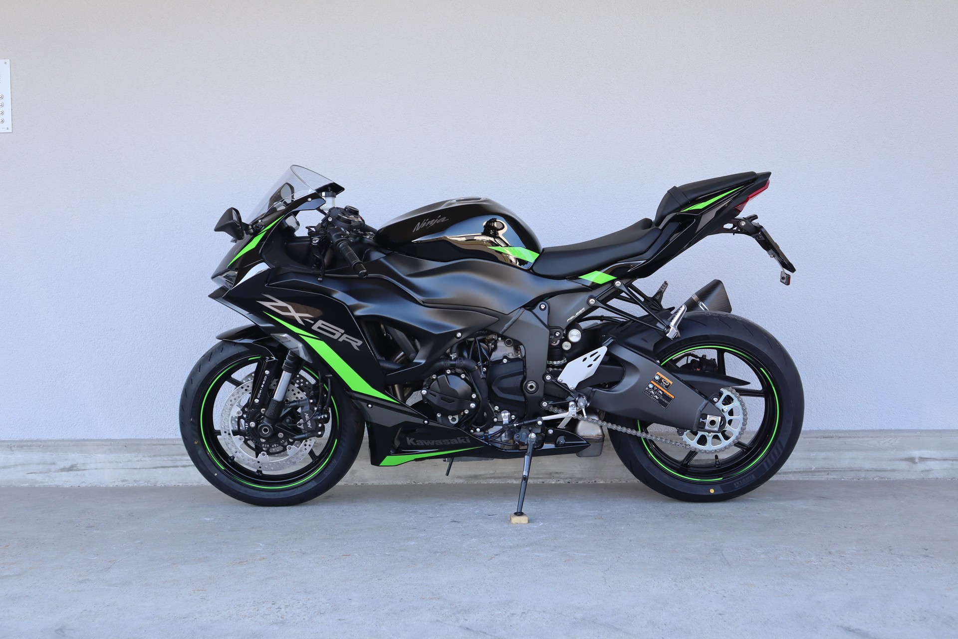 KAWASAKI Ninja ZX-6R-showroom-element-3