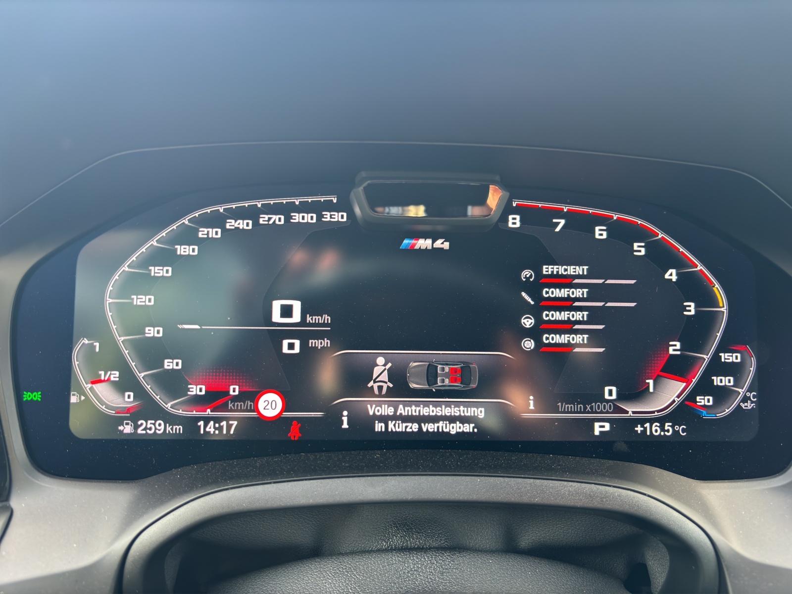 BMW M4 Competition xDrive Cabrio-image-11