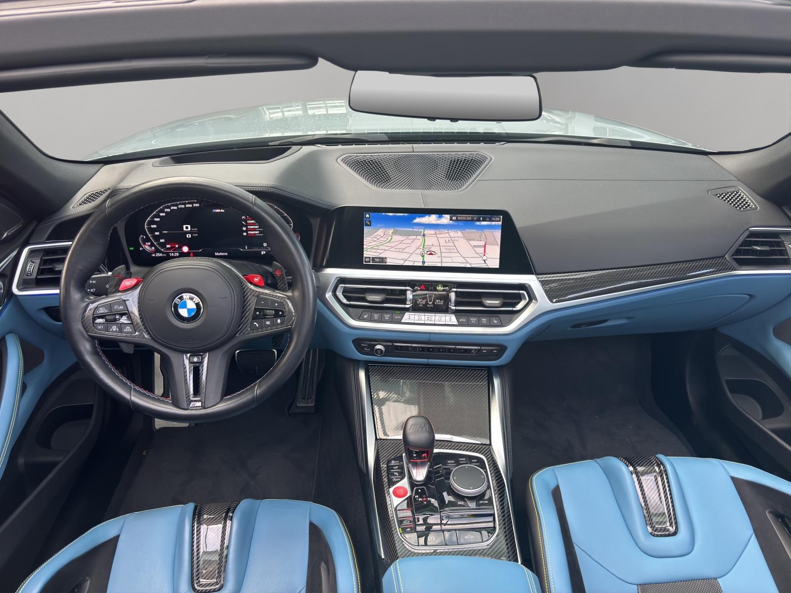 BMW M4 Competition xDrive Cabrio-image-6