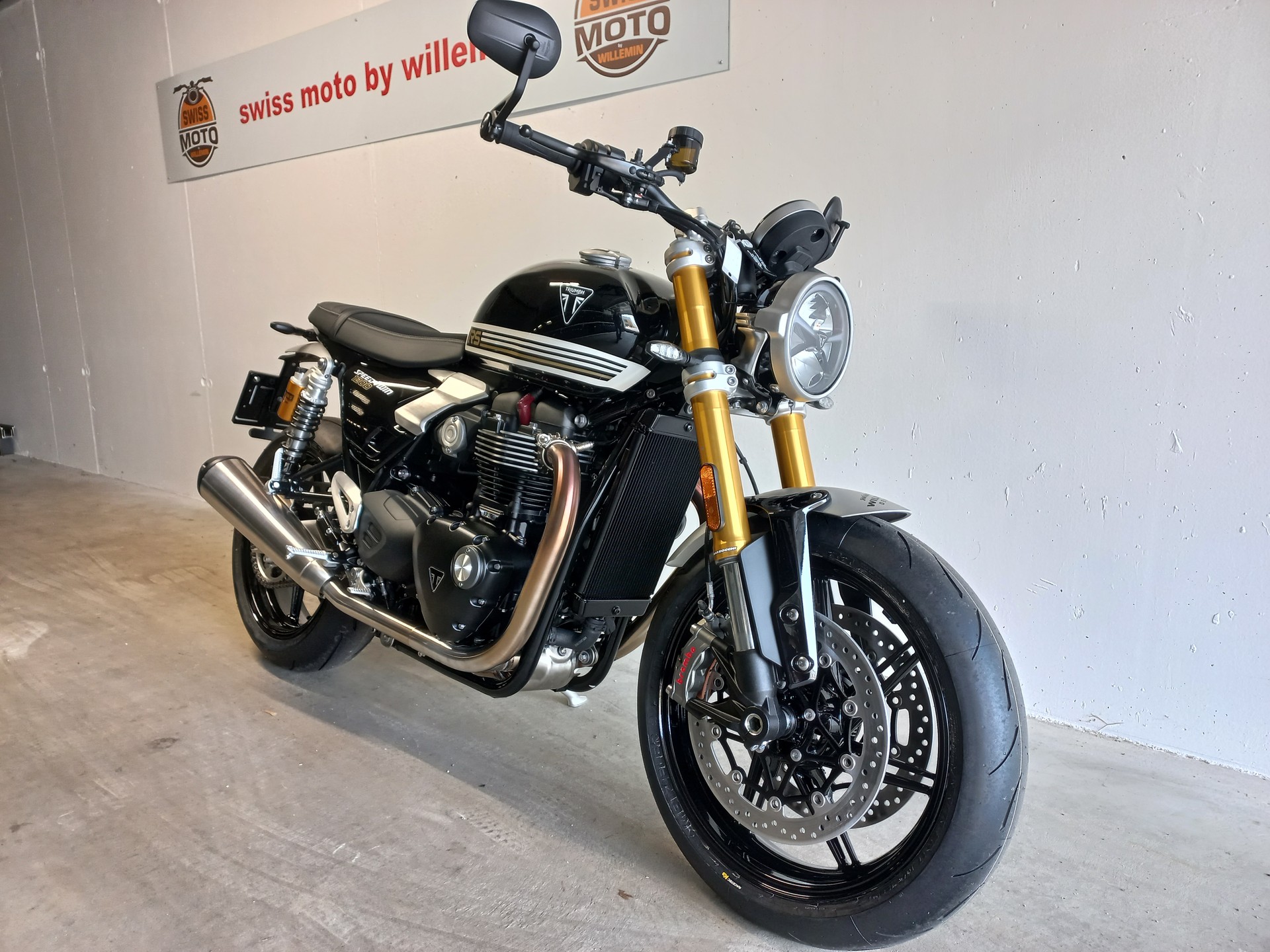 TRIUMPH Speed Twin 1200 RS-showroom-element-3