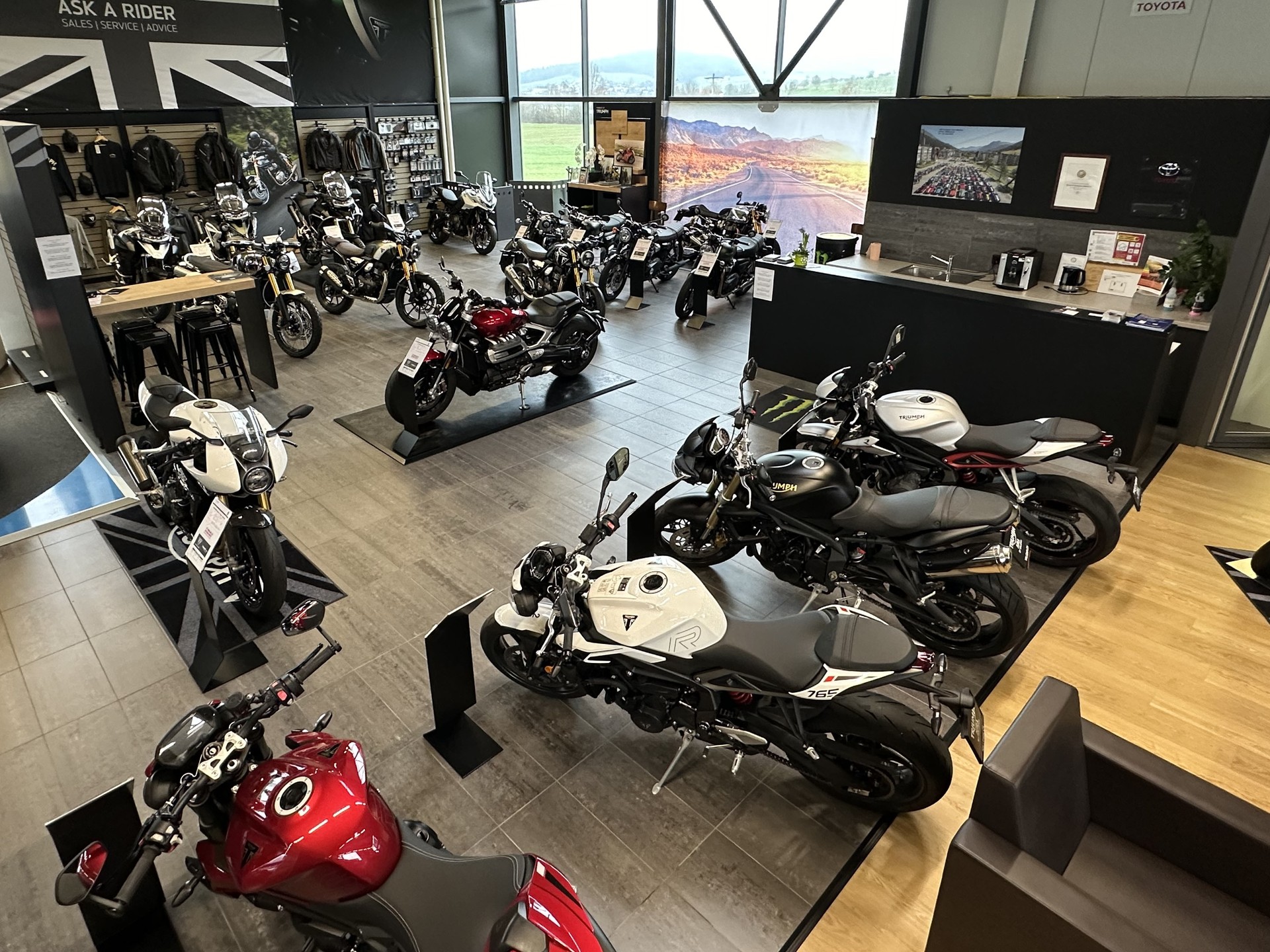 TRIUMPH Speed Twin 1200 RS-image-10