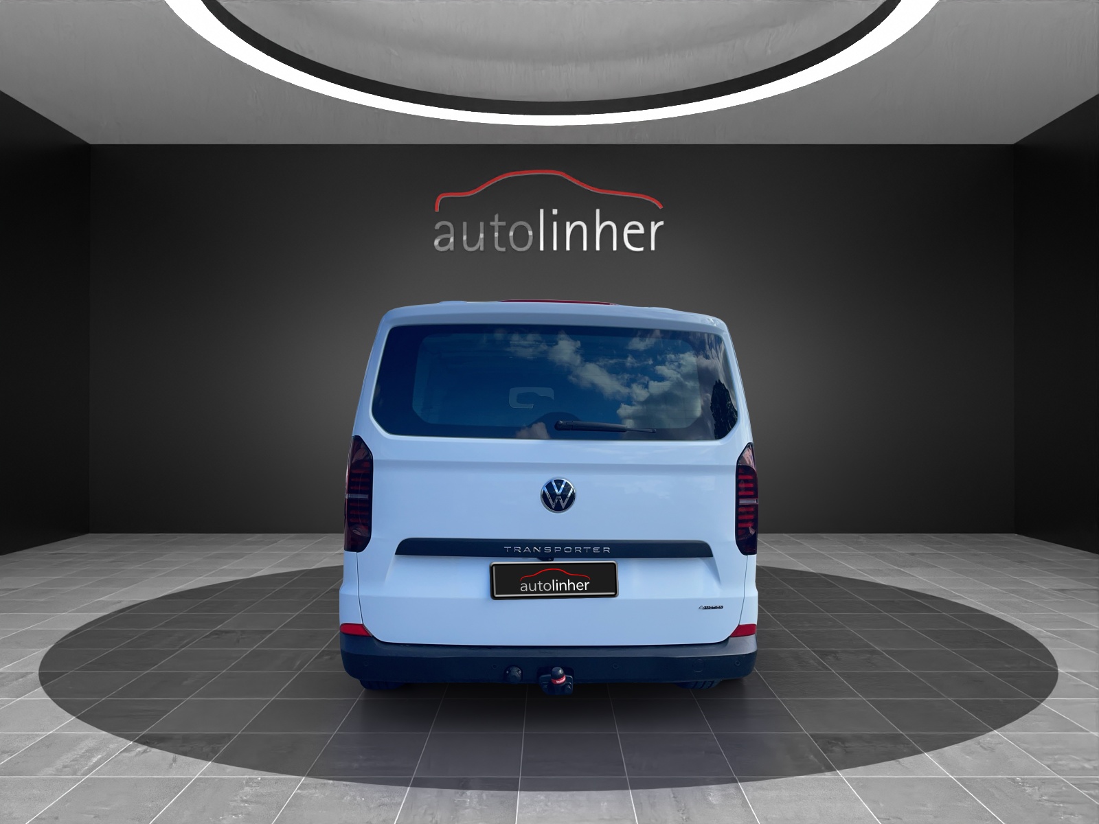 VW Transporter Kastenwagen LR 2.0 TDI 4Motion Automat-showroom-element-3