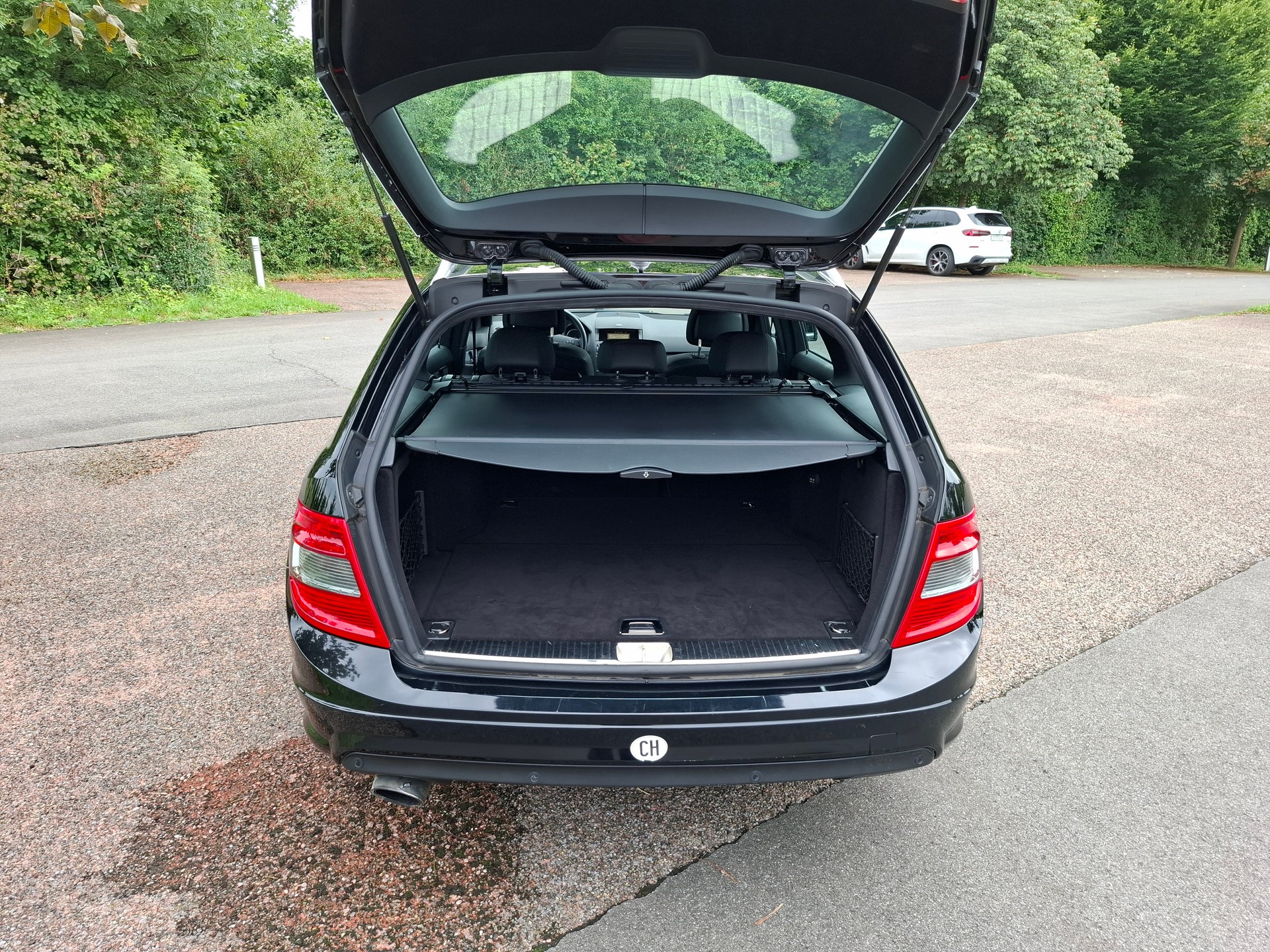 MERCEDES-BENZ C 180 Kompressor BlueEfficiency Elégance Automatic-image-8