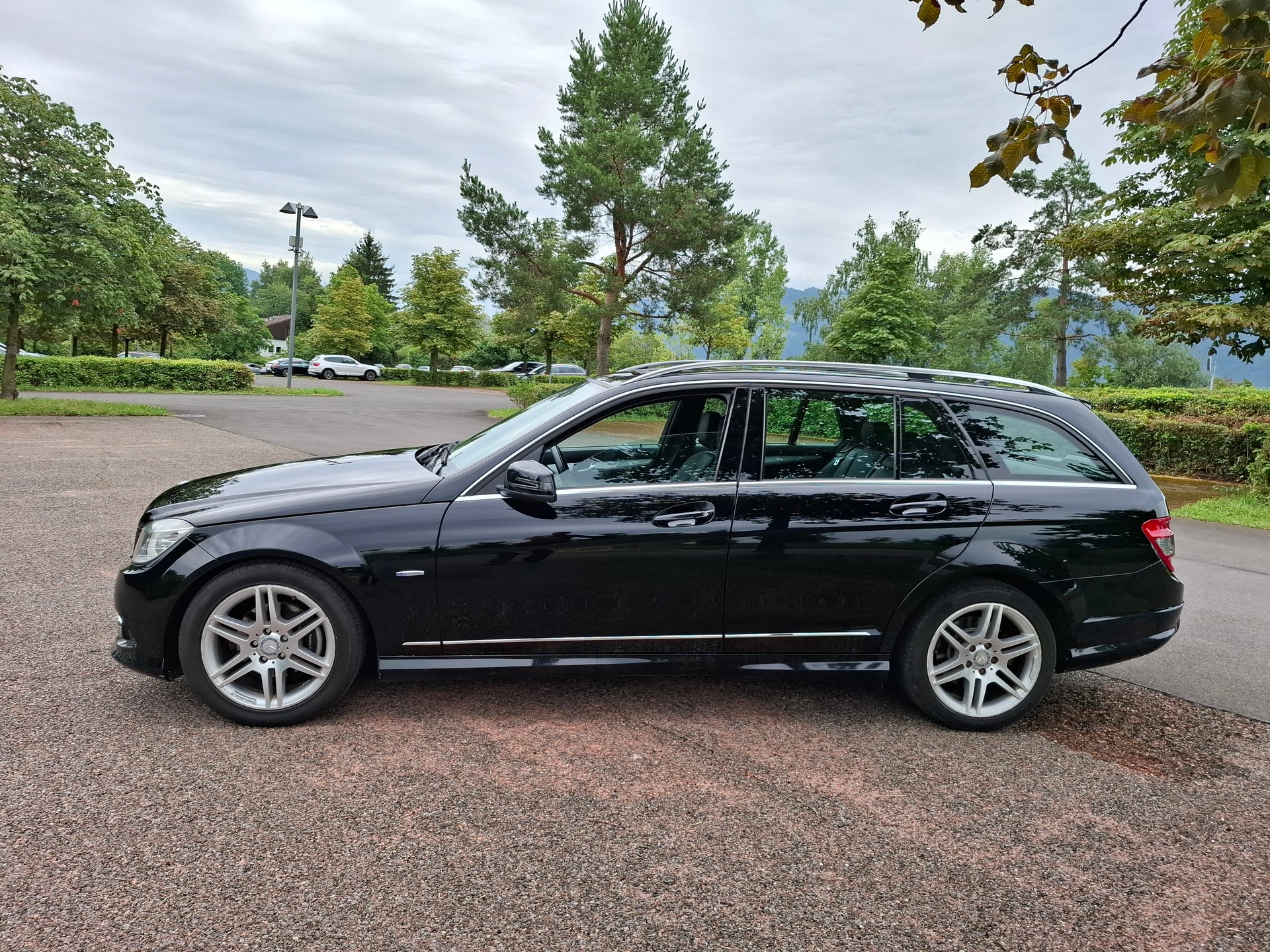 MERCEDES-BENZ C 180 Kompressor BlueEfficiency Elégance Automatic-image-3