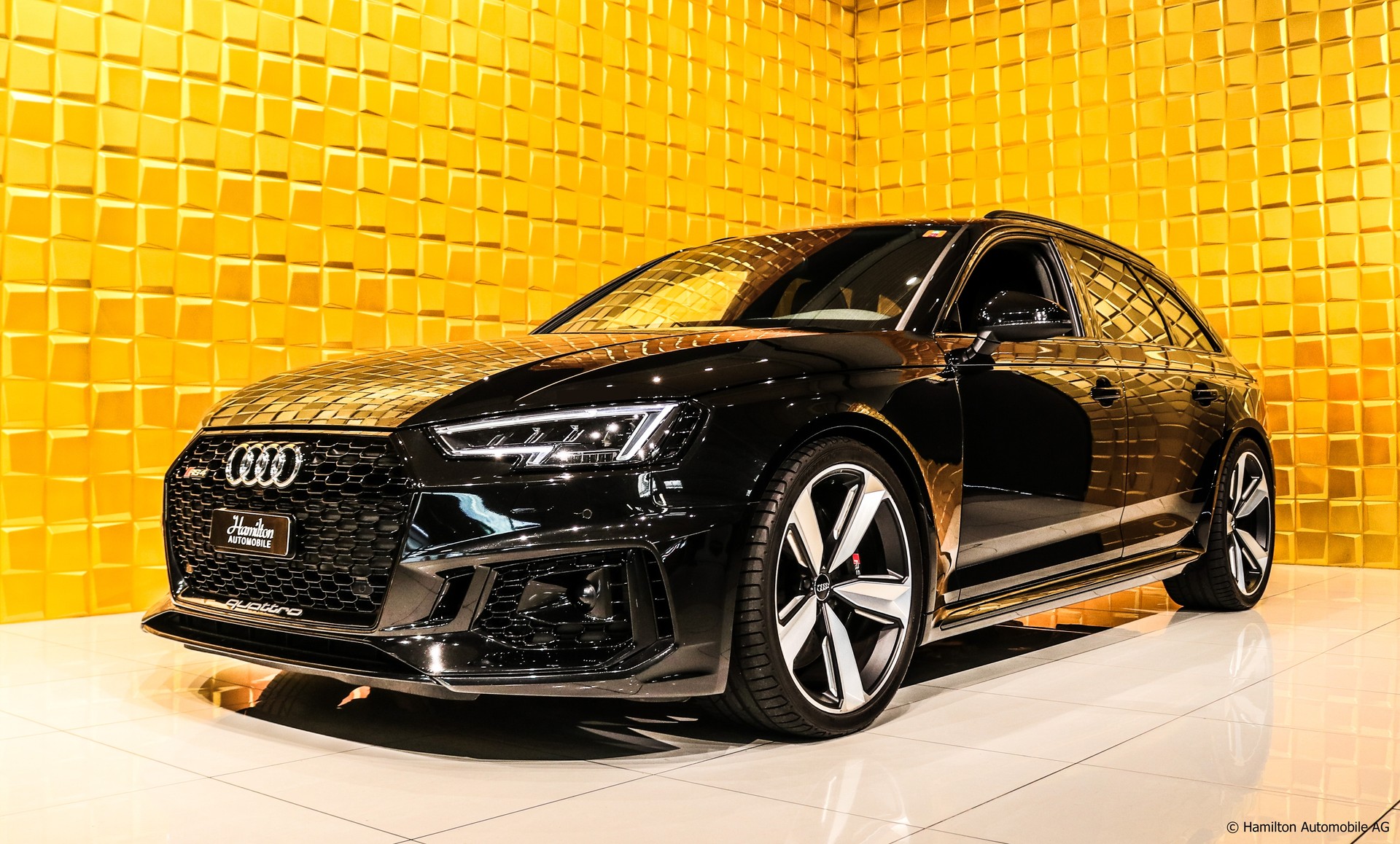 AUDI RS4 Avant 2.9 TFSI quattro tiptronic-image-3