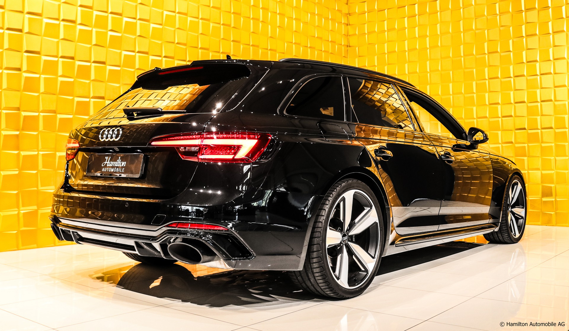 AUDI RS4 Avant 2.9 TFSI quattro tiptronic-image-5