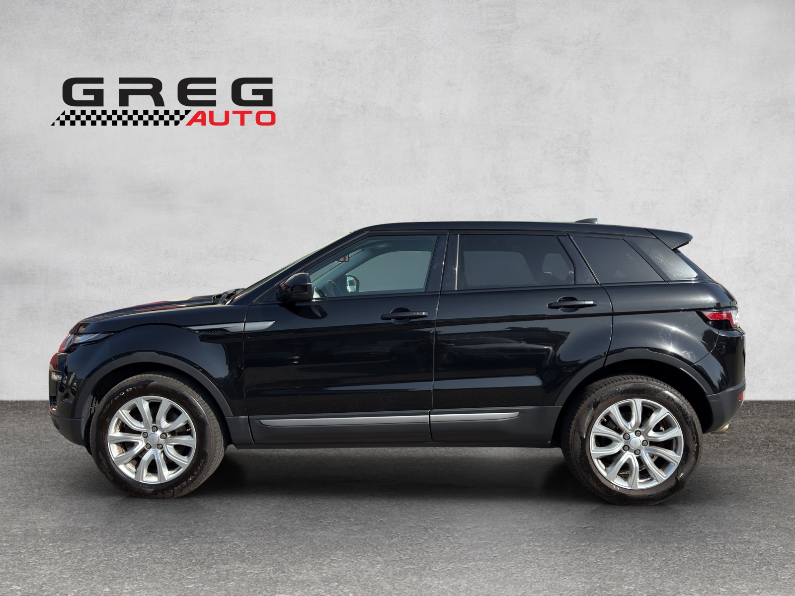 LAND ROVER Range Rover Evoque 2.0 TD4 SE Dynamic AT9-image-5