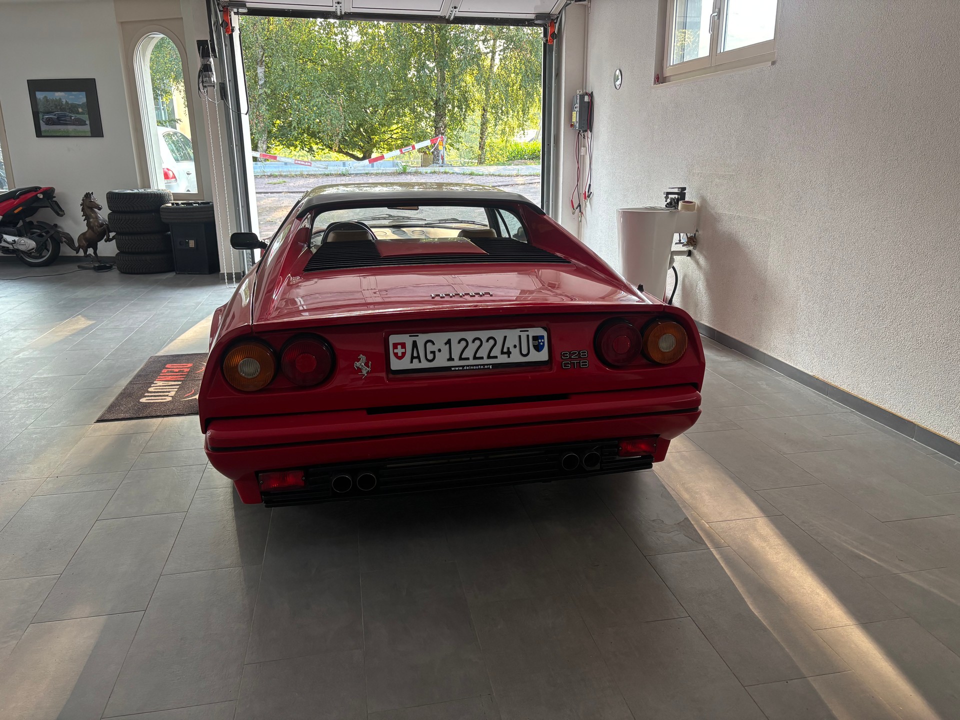 FERRARI 328 GTB-image-3